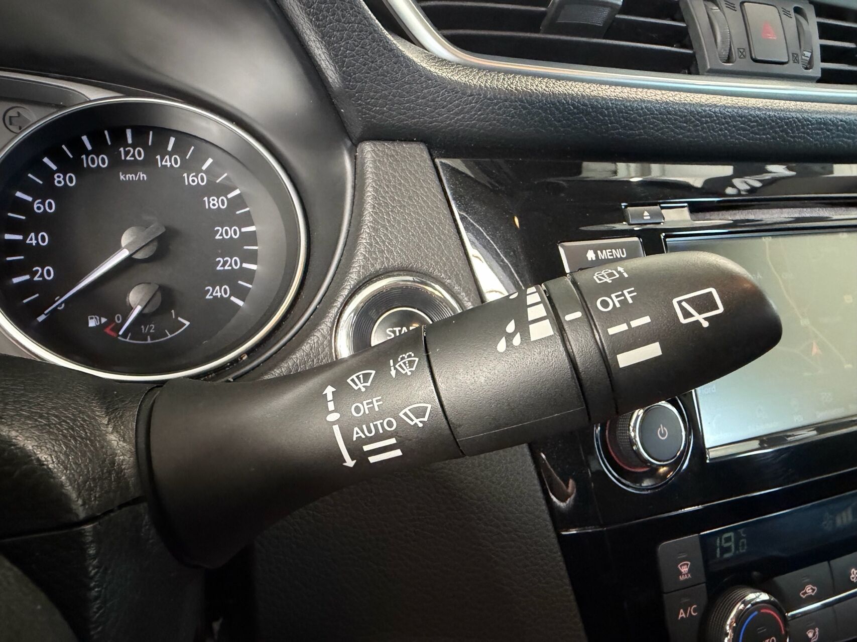 Billede af Nissan Qashqai 1,3 Dig-T Tekna 140HK 5d 6g