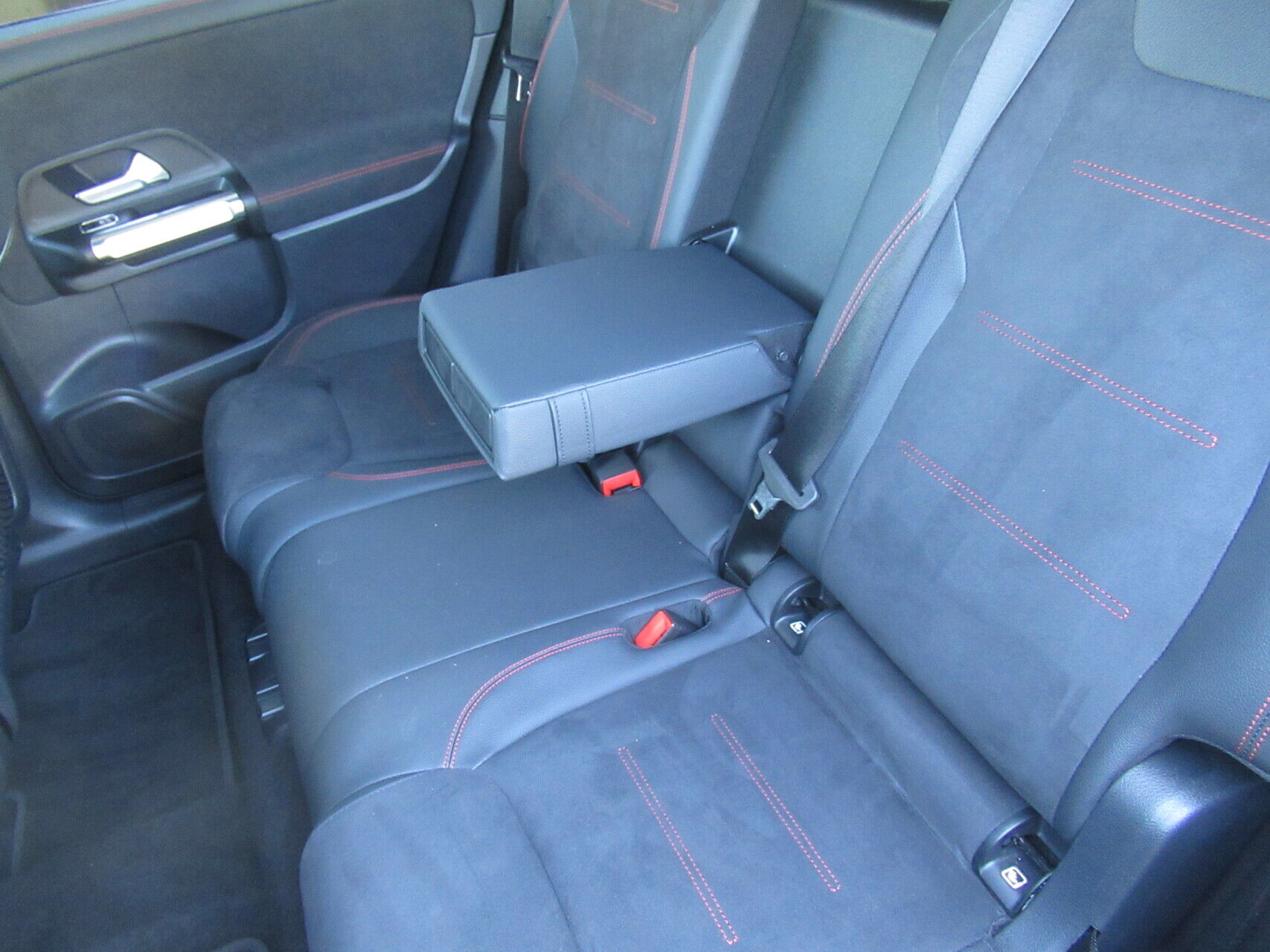 Billede af Mercedes-Benz EQB 250+ EL AMG Edition 190HK 5d Aut.