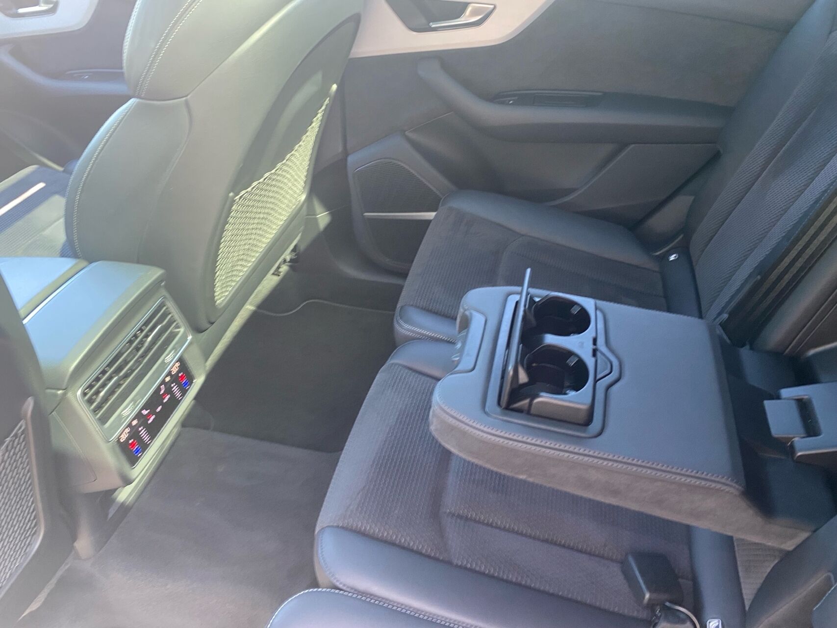 Billede af Audi Q7 3,0 50 TDI  Mild hybrid S Line Quattro Tiptr. 286HK 5d 8g Aut.