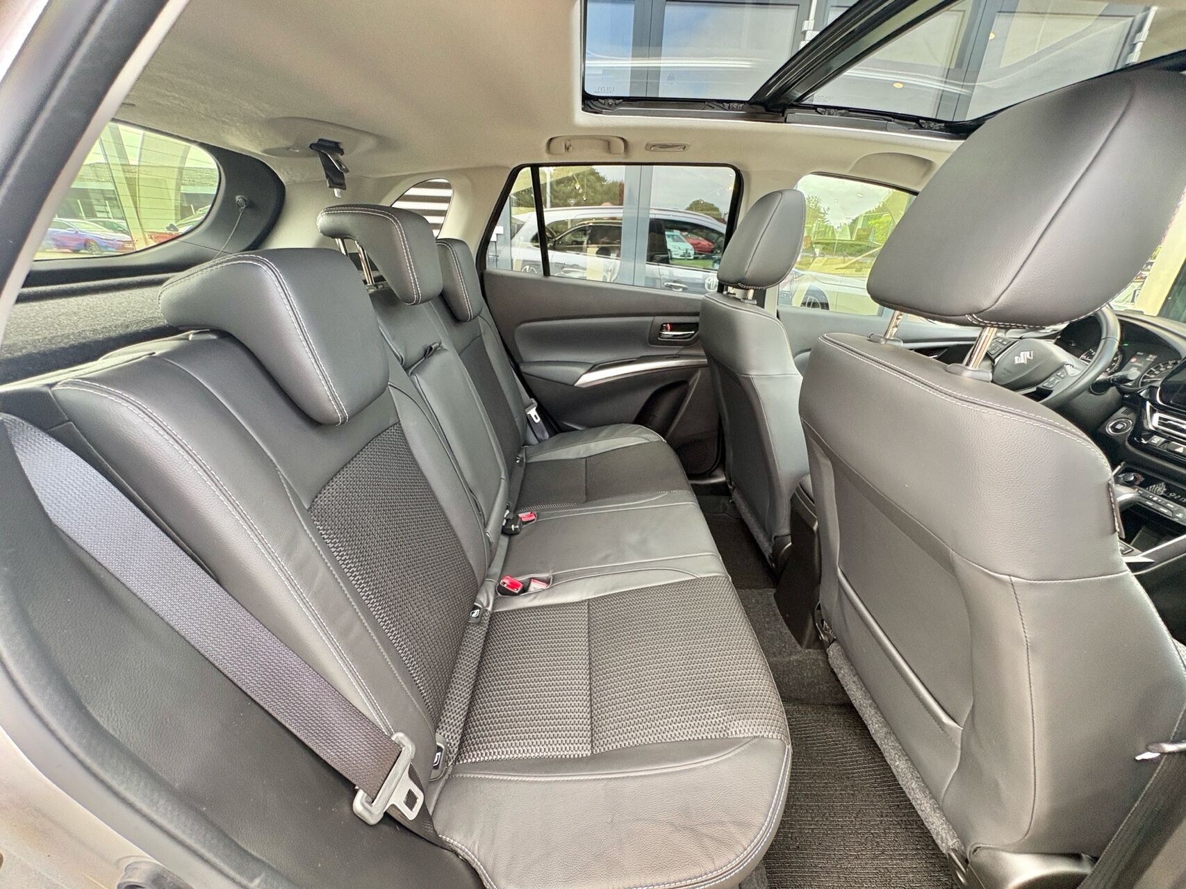 Billede af Suzuki S-Cross 1,5 Hybrid Adventure Hybrid AGS 102HK 5d 6g Aut.