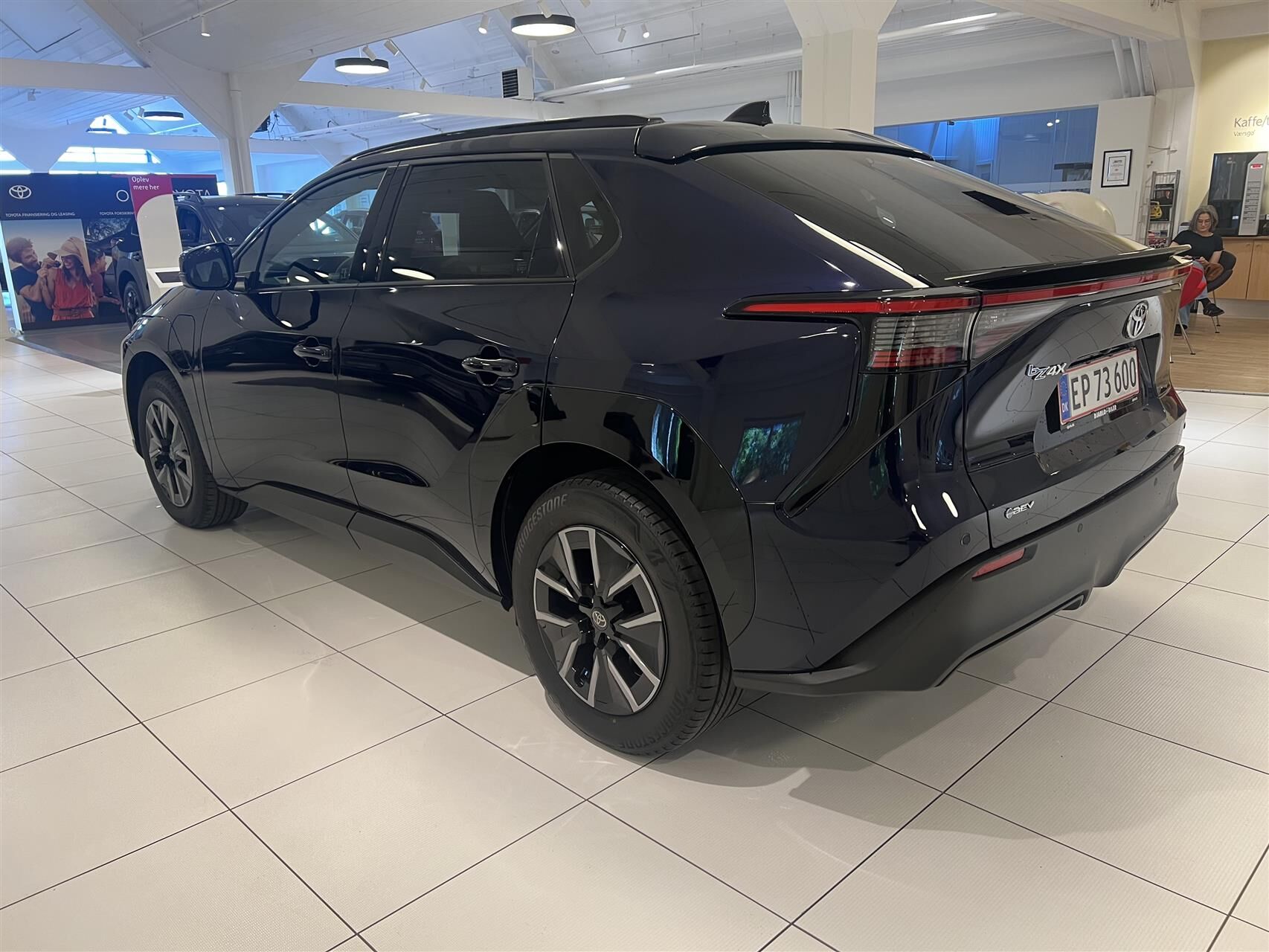 Billede af Toyota bZ4X EL Active Tech 224HK 5d Aut.