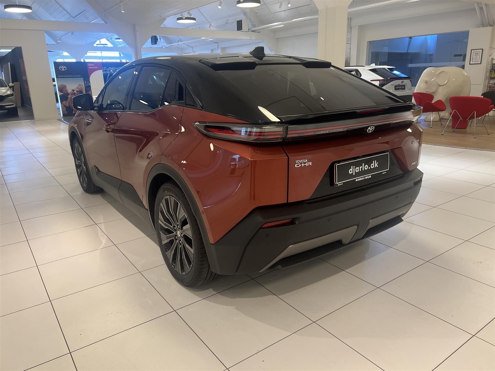Billede af Toyota C-HR+ EL Executive AWD 343HK 5d Aut.