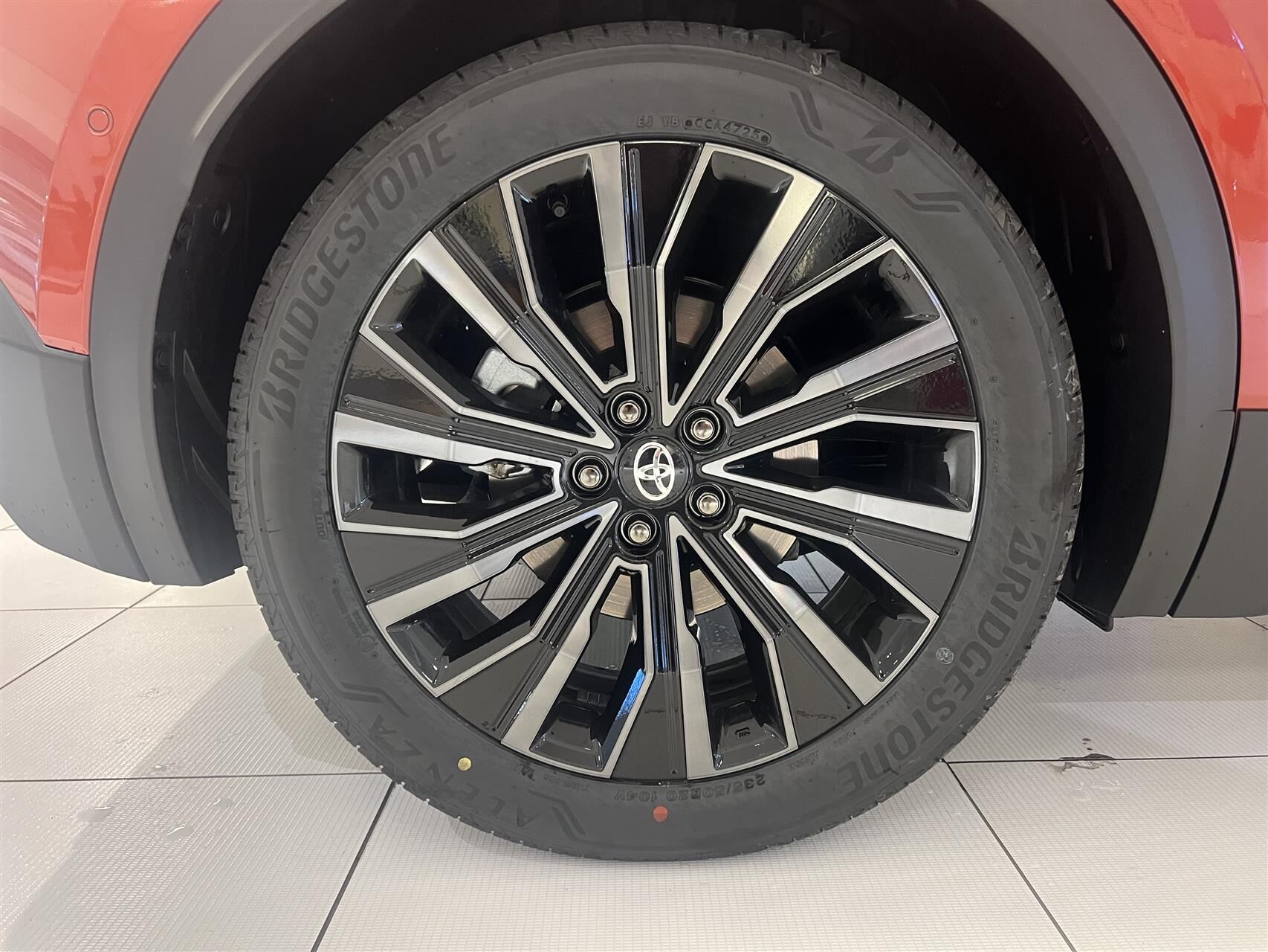 Billede af Toyota C-HR+ EL Executive AWD 343HK 5d Aut.