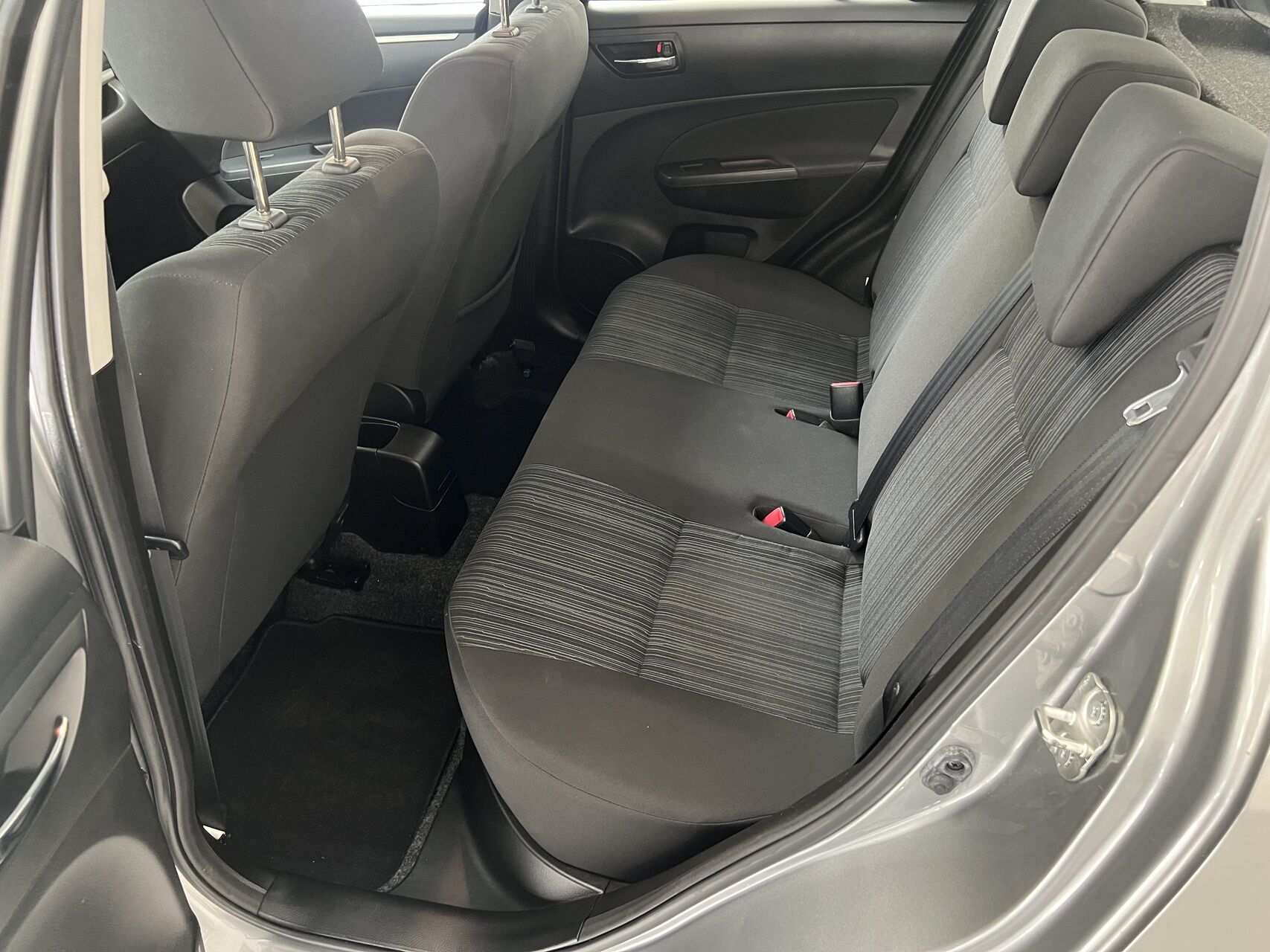 Billede af Suzuki Swift 1,2 Dualjet 16V Comfort 90HK 5d