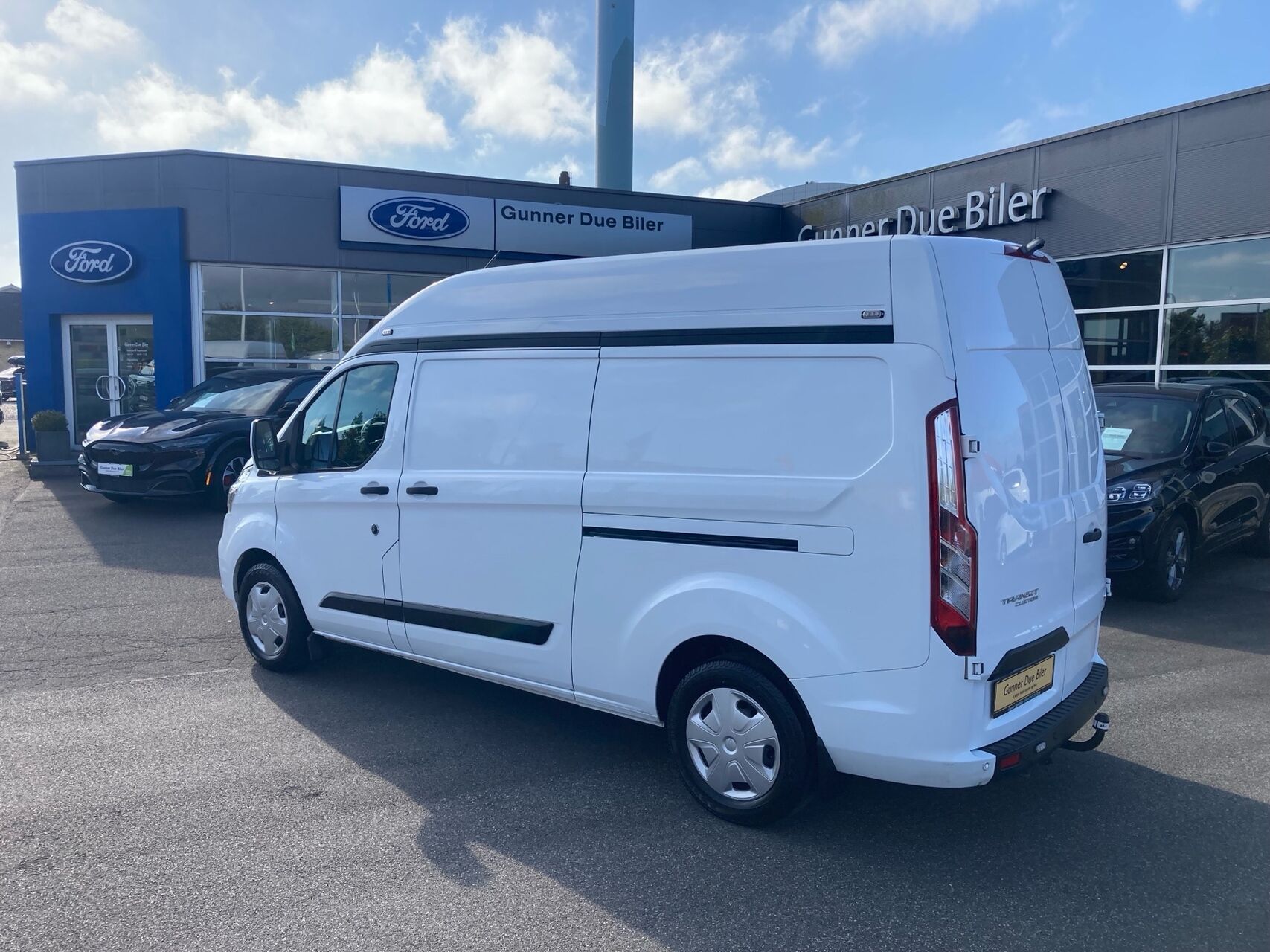 Billede af Ford Transit Custom 340 L2H1 2,0 TDCi Trend 130HK Van 6g