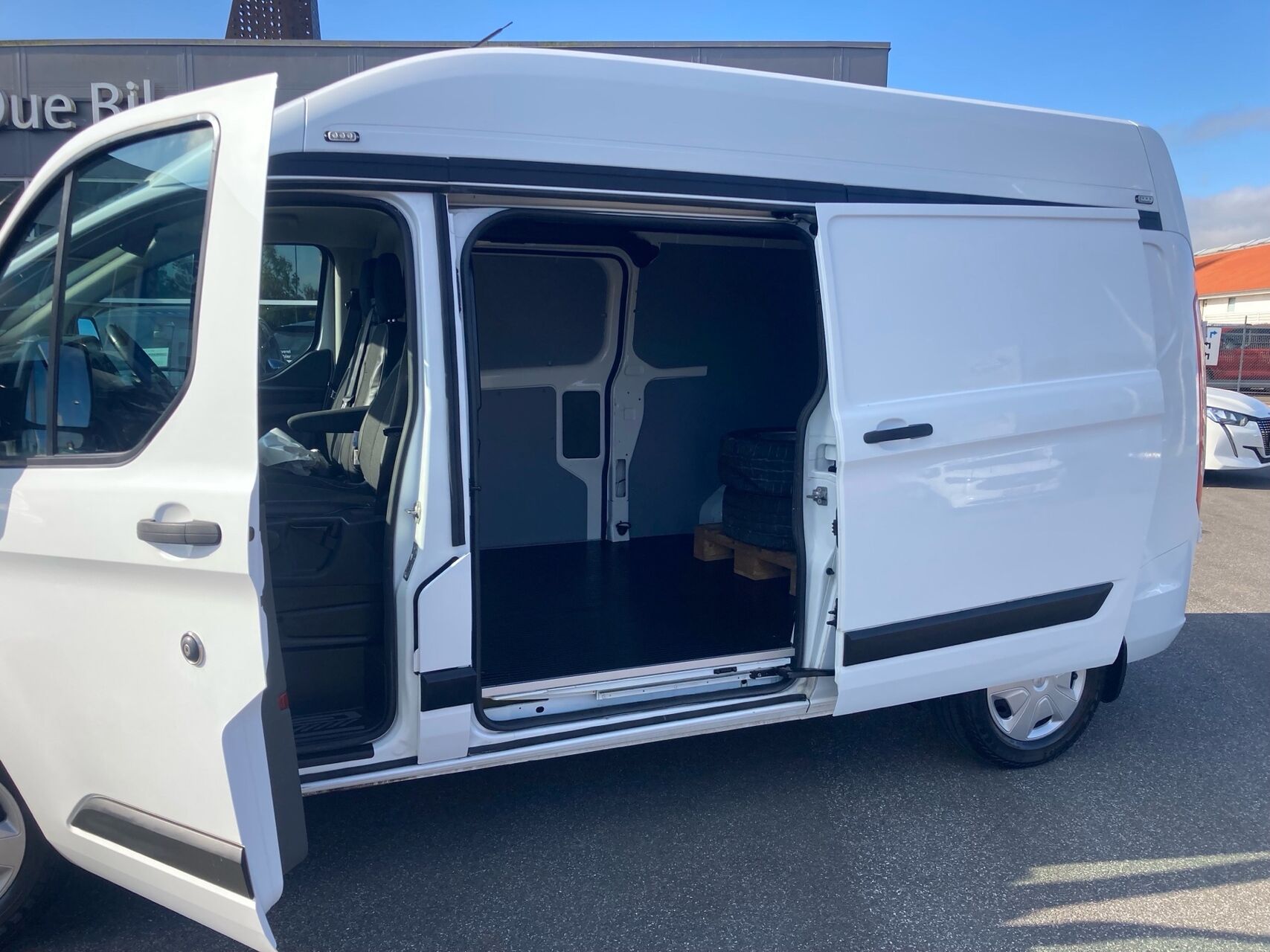 Billede af Ford Transit Custom 340 L2H1 2,0 TDCi Trend 130HK Van 6g