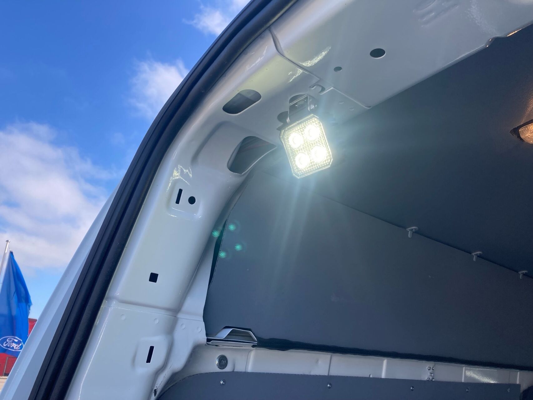 Billede af Ford Transit Custom 340 L2H1 2,0 TDCi Trend 130HK Van 6g