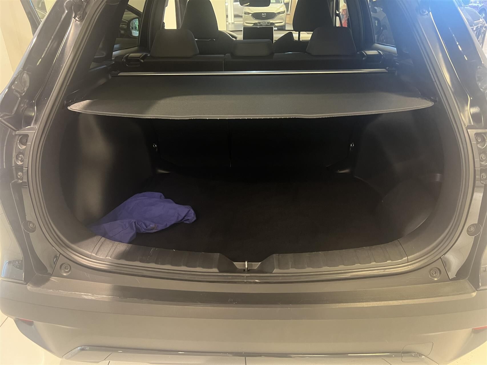 Billede af Toyota Corolla Cross 2,0 Hybrid Style E-CVT 197HK 5d Aut.