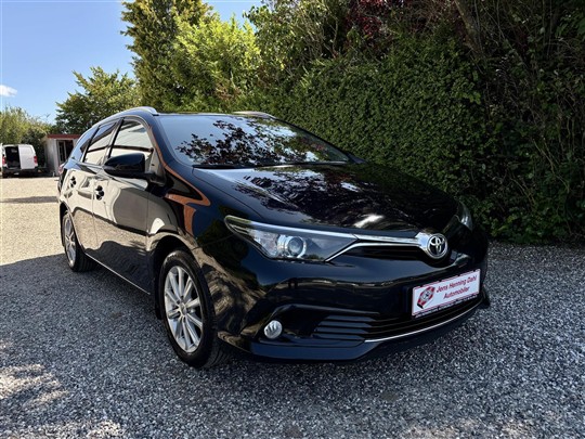 Toyota Auris Touring Sports 1,2 T T2 Comfort Safety Sense 116HK Stc 6g