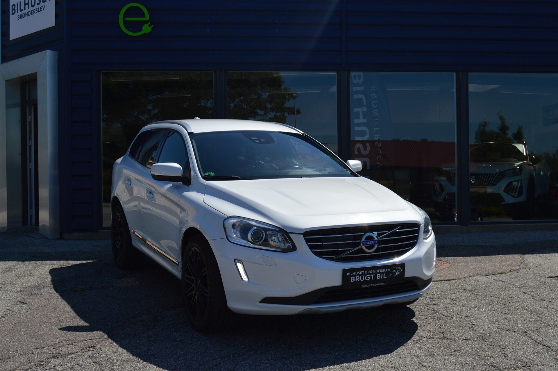 Billede af Volvo XC60 2,0 D4 Summum 190HK 5d 8g Aut.