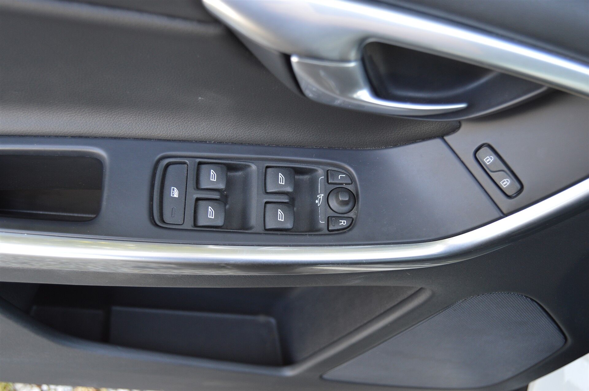 Billede af Volvo XC60 2,0 D4 Summum 190HK 5d 8g Aut.