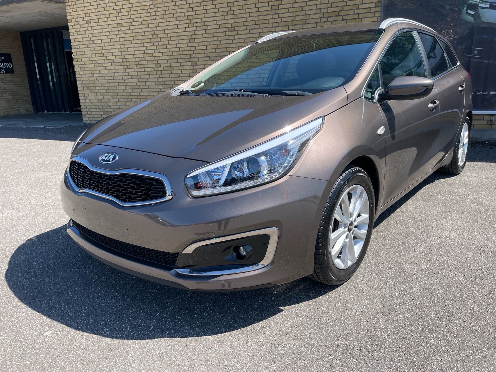 Billede af Kia Ceed SW 1,4 CVVT Style Limited 100HK Stc 6g
