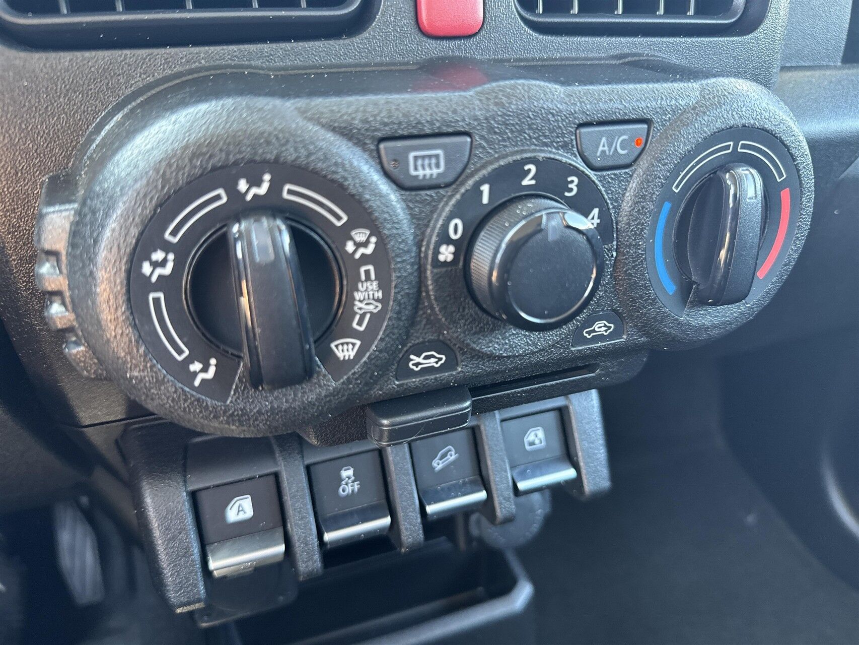 Billede af Suzuki Jimny 1,5 Touch AllGrip 102HK 3d