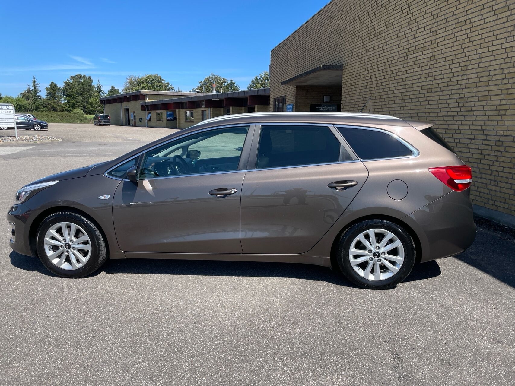 Billede af Kia Ceed SW 1,4 CVVT Style Limited 100HK Stc 6g