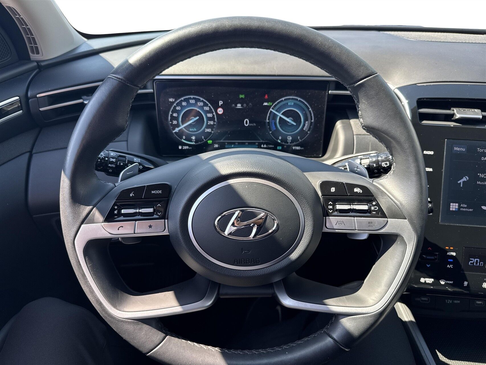 Billede af Hyundai Tucson 1,6 T-GDI  Plugin-hybrid Essential 4WD 265HK 5d 6g Aut.