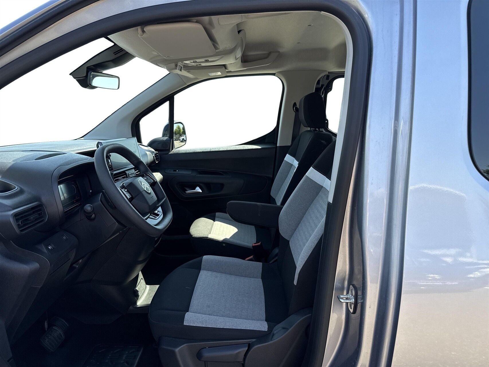 Billede af Citroën e-Berlingo EL You! 136HK Aut.