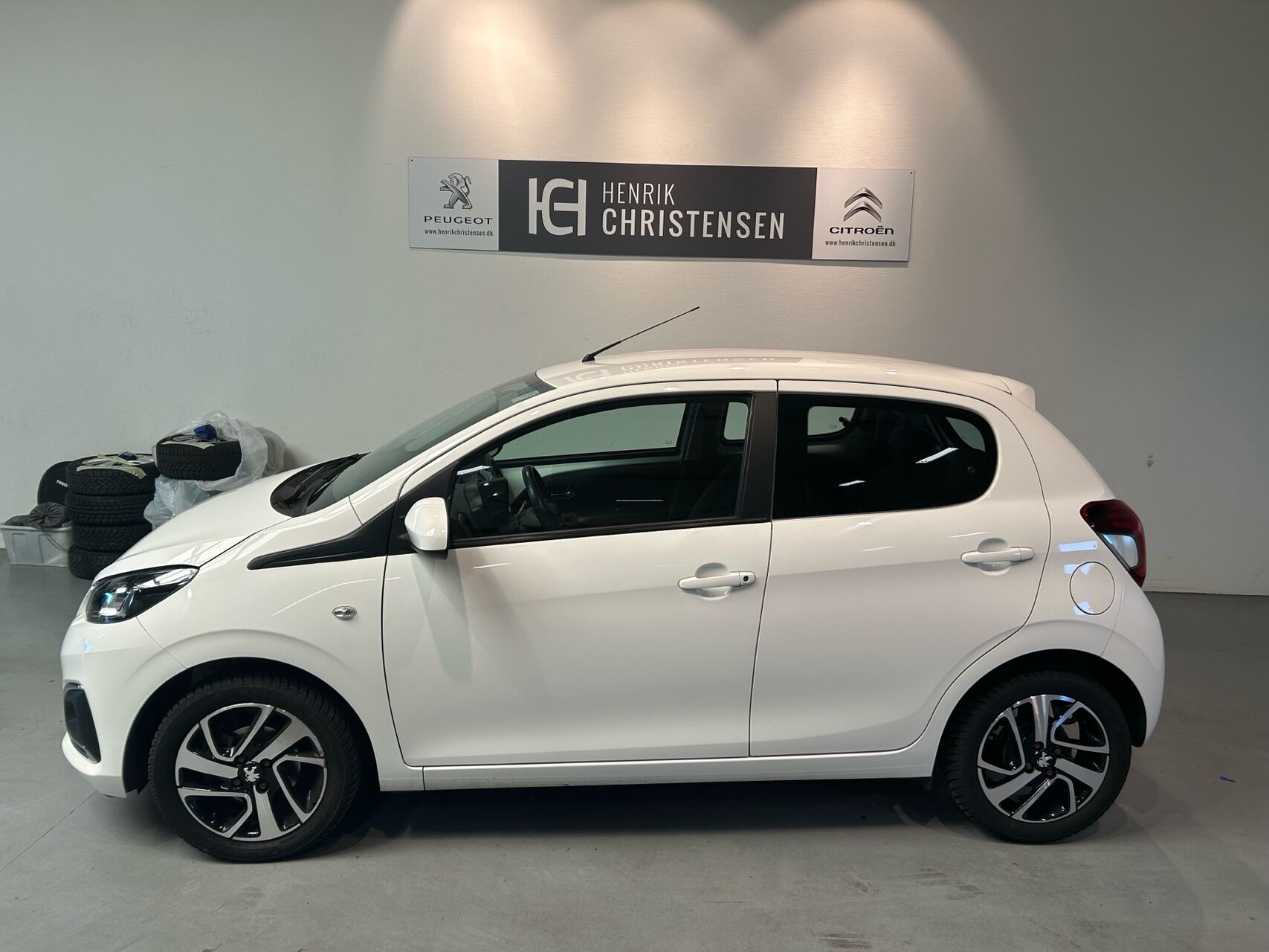 Billede af Peugeot 108 1,0 e-Vti Allure+ 72HK 5d