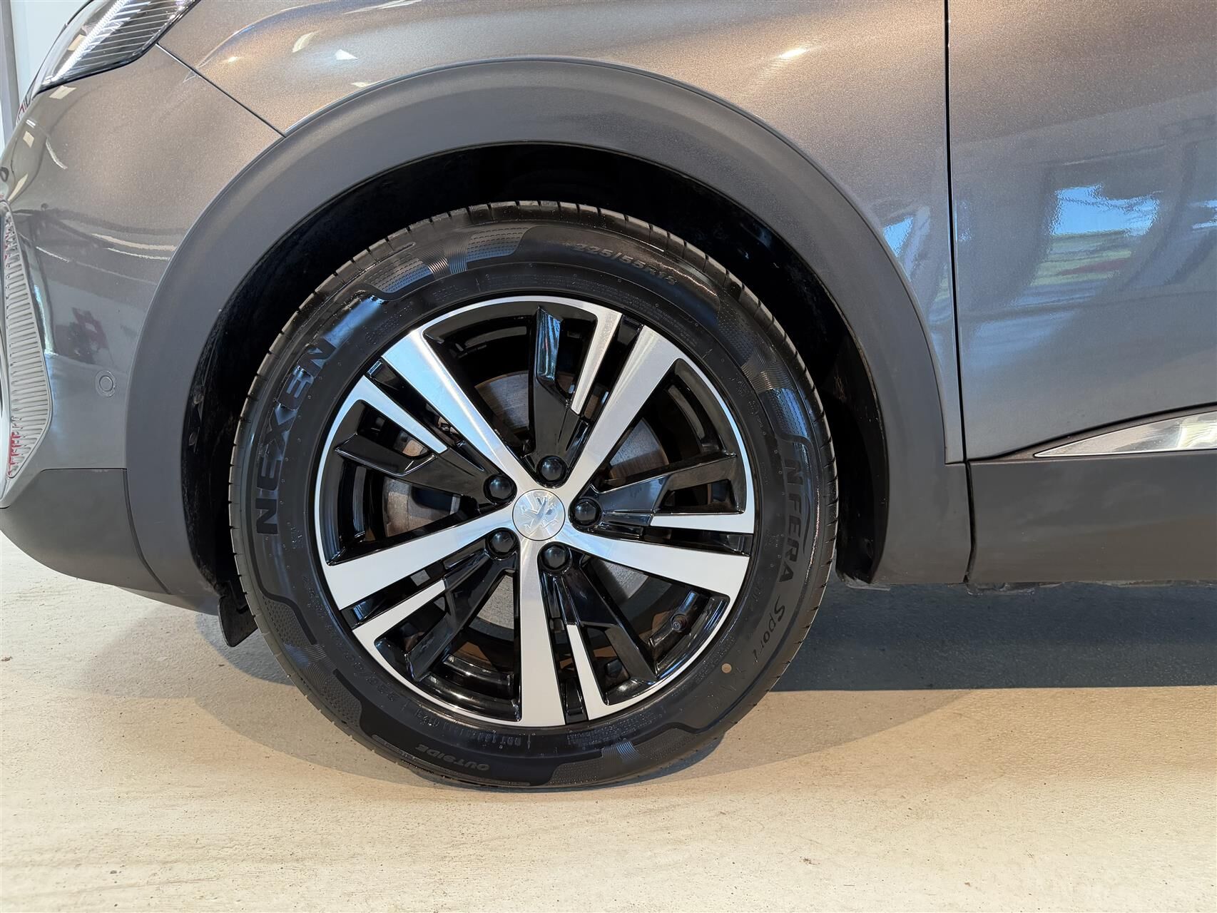 Billede af Peugeot 3008 1,6 PureTech  Plugin-hybrid GT First EAT8 225HK 5d 8g Aut.
