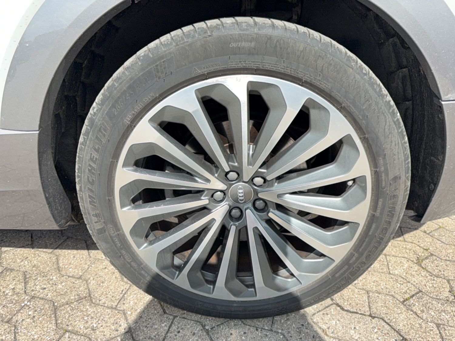 Billede af Audi E-tron 55 Advanced Prestige Quattro 408HK 5d Aut.
