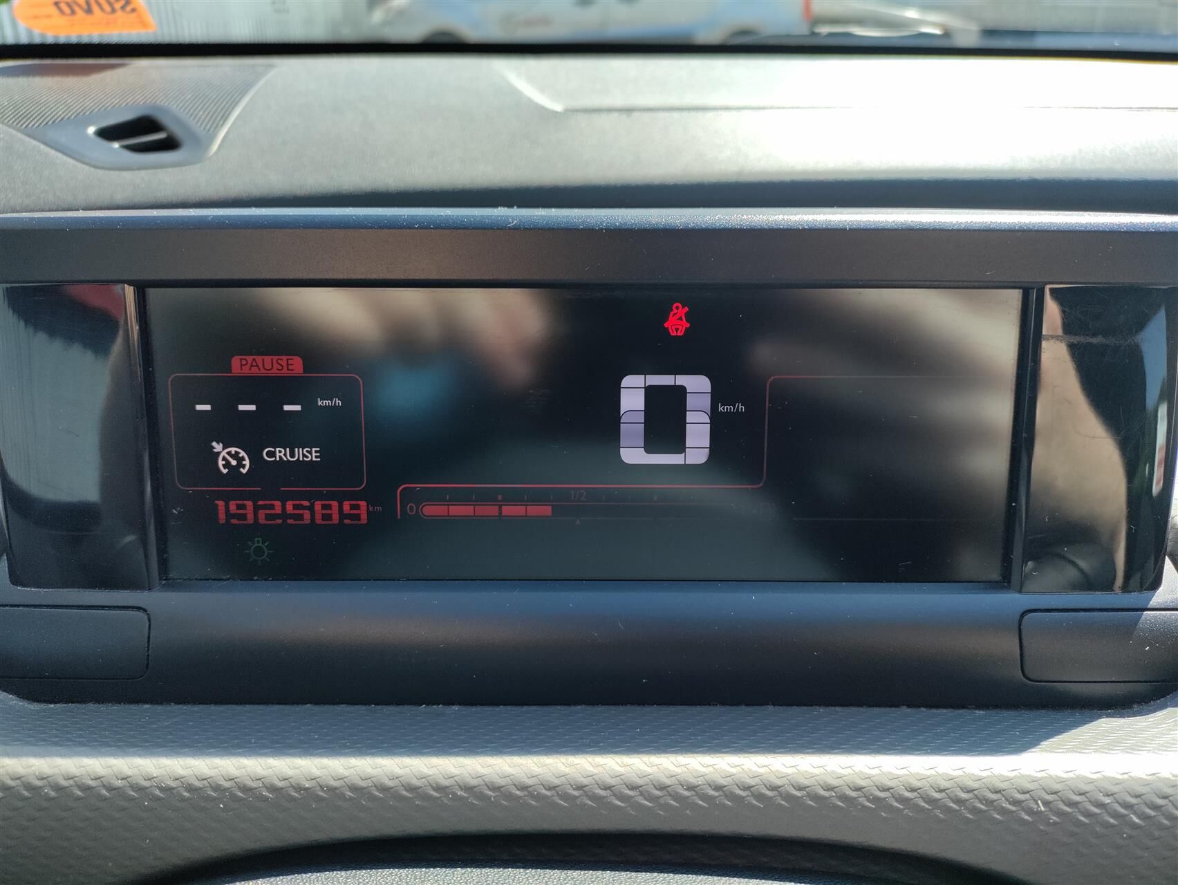 Billede af Citroën C4 Cactus 1,6 Blue HDi Iconic start/stop 100HK 5d