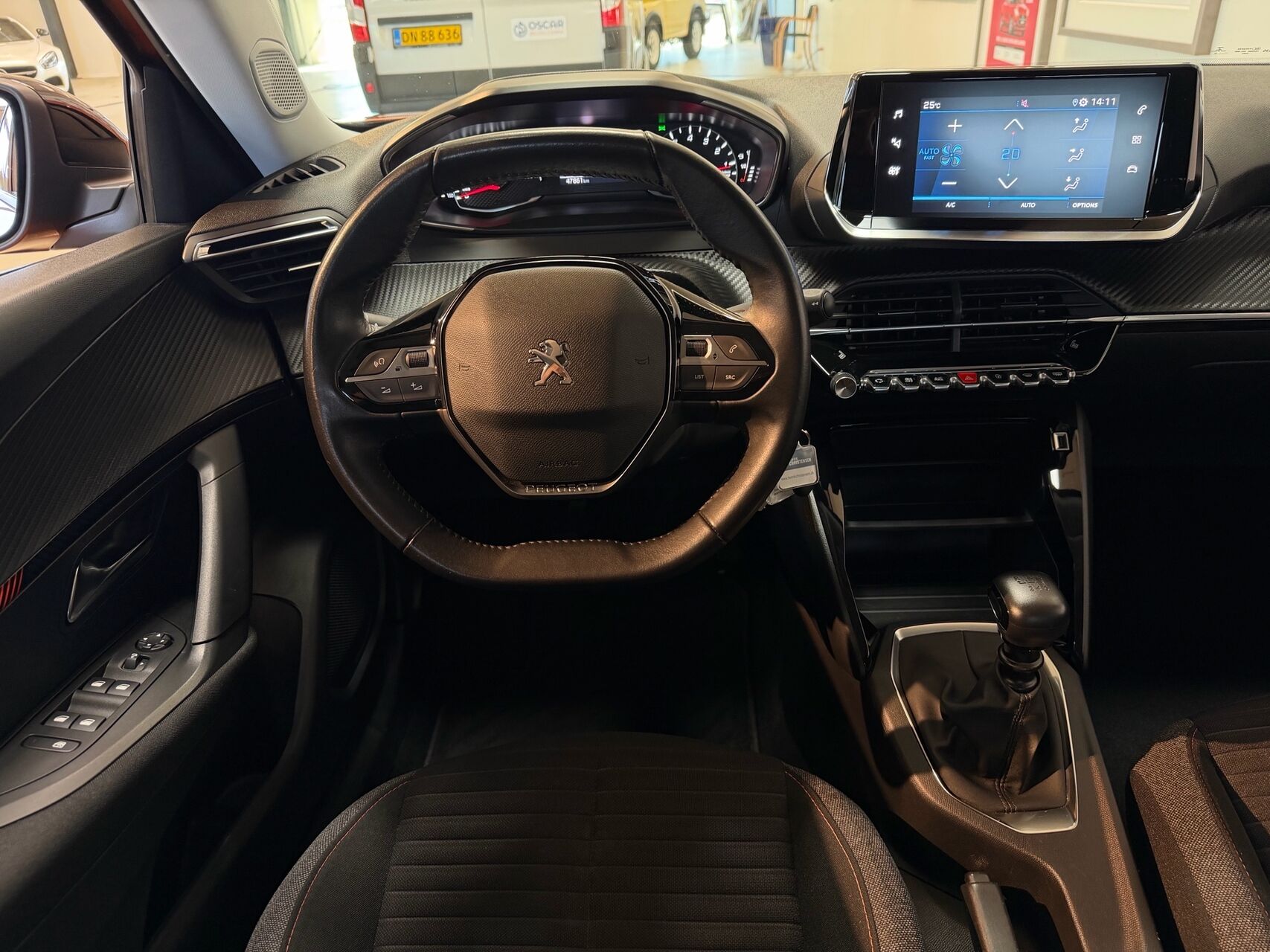 Billede af Peugeot 2008 1,2 PureTech Platin 100HK 5d