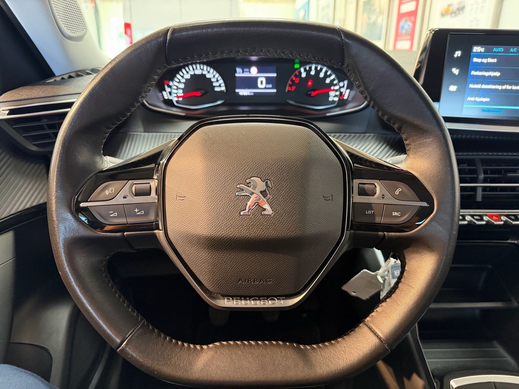 Billede af Peugeot 2008 1,2 PureTech Platin 100HK 5d