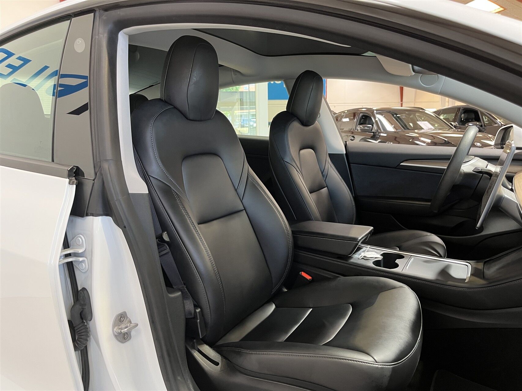 Billede af Tesla Model 3 EL Standard Range 283HK Aut.