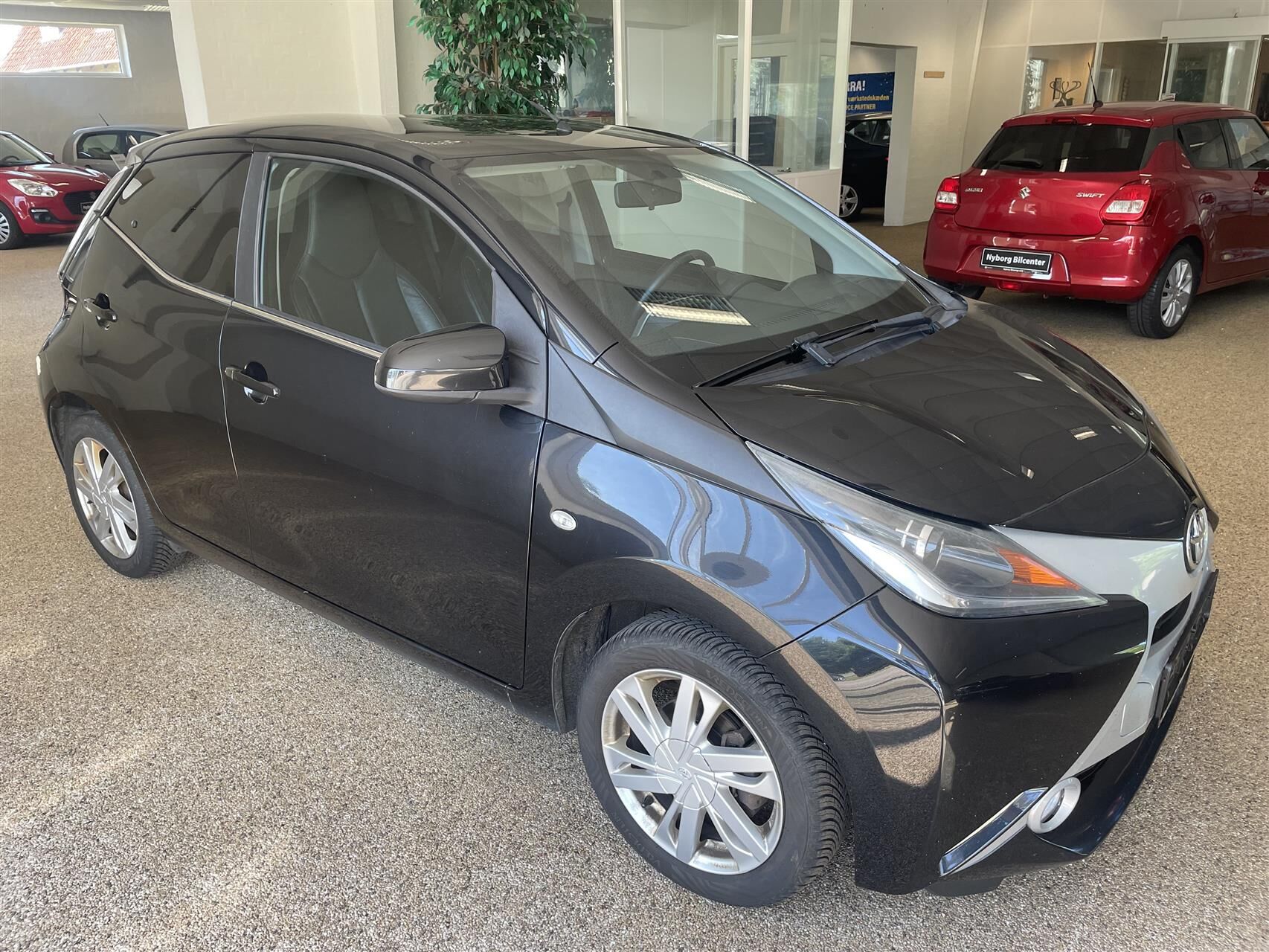 Billede af Toyota Aygo 1,0 VVT-I X-Black II 69HK 5d