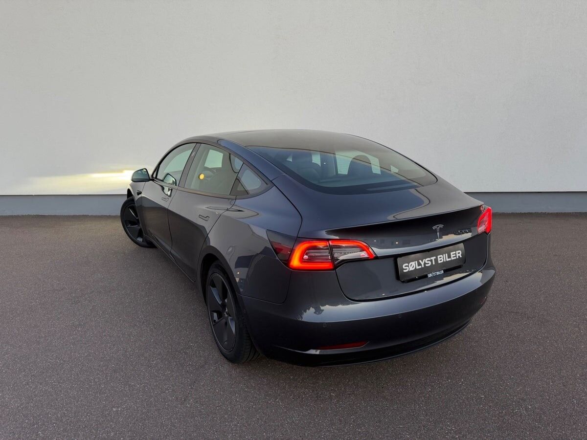 Billede af Tesla Model 3 EL Standard Range 283HK Aut.