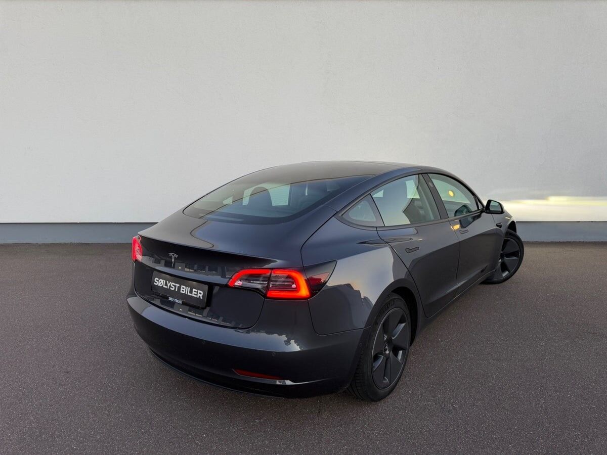 Billede af Tesla Model 3 EL Standard Range 283HK Aut.