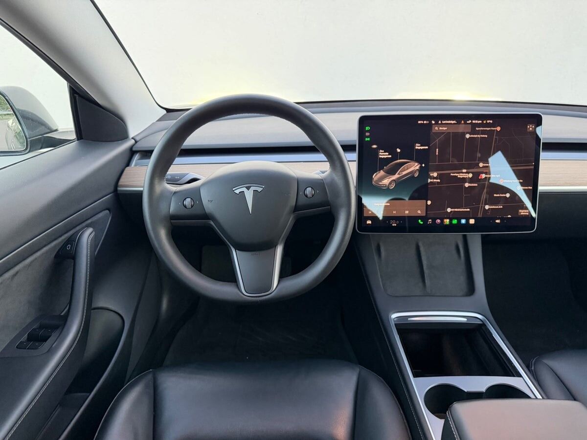 Billede af Tesla Model 3 EL Standard Range 283HK Aut.