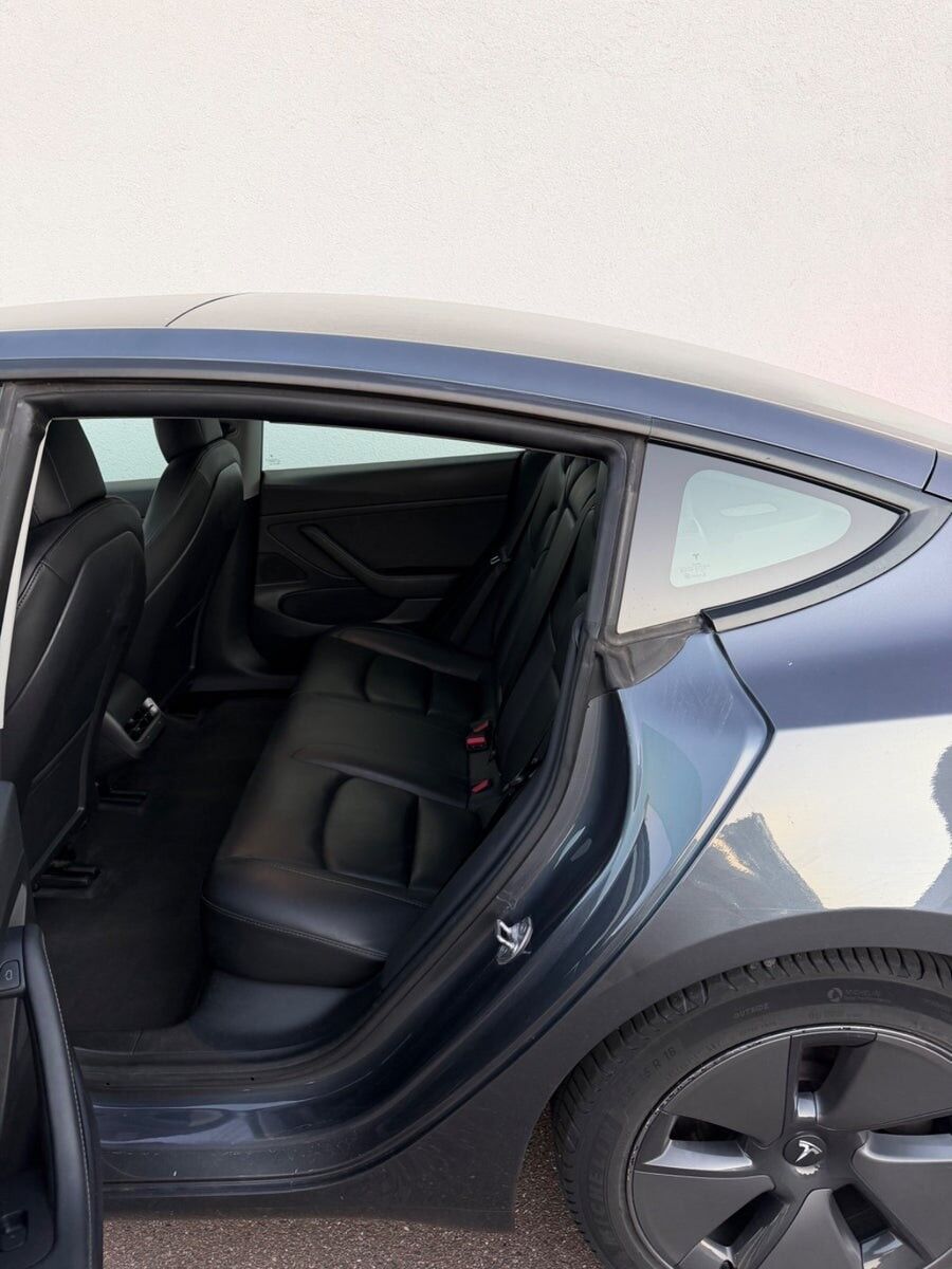 Billede af Tesla Model 3 EL Standard Range 283HK Aut.