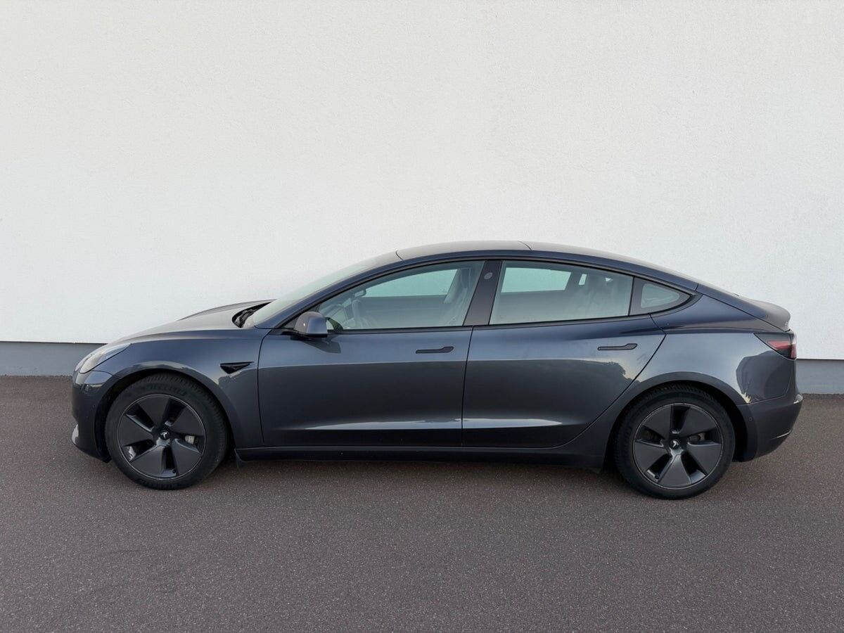 Billede af Tesla Model 3 EL Standard Range 283HK Aut.