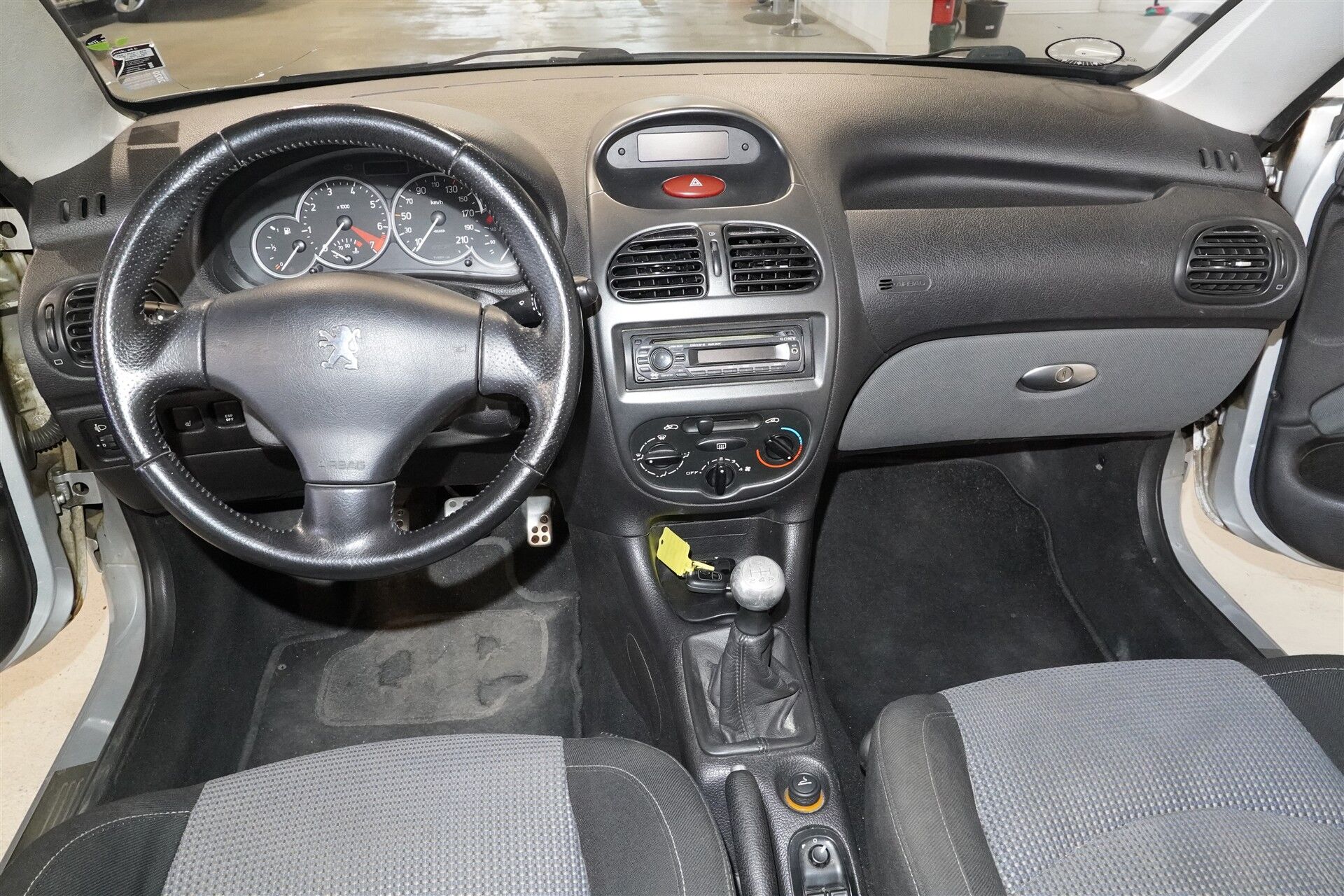 Billede af Peugeot 206 CC 1,6 110HK Cabr.