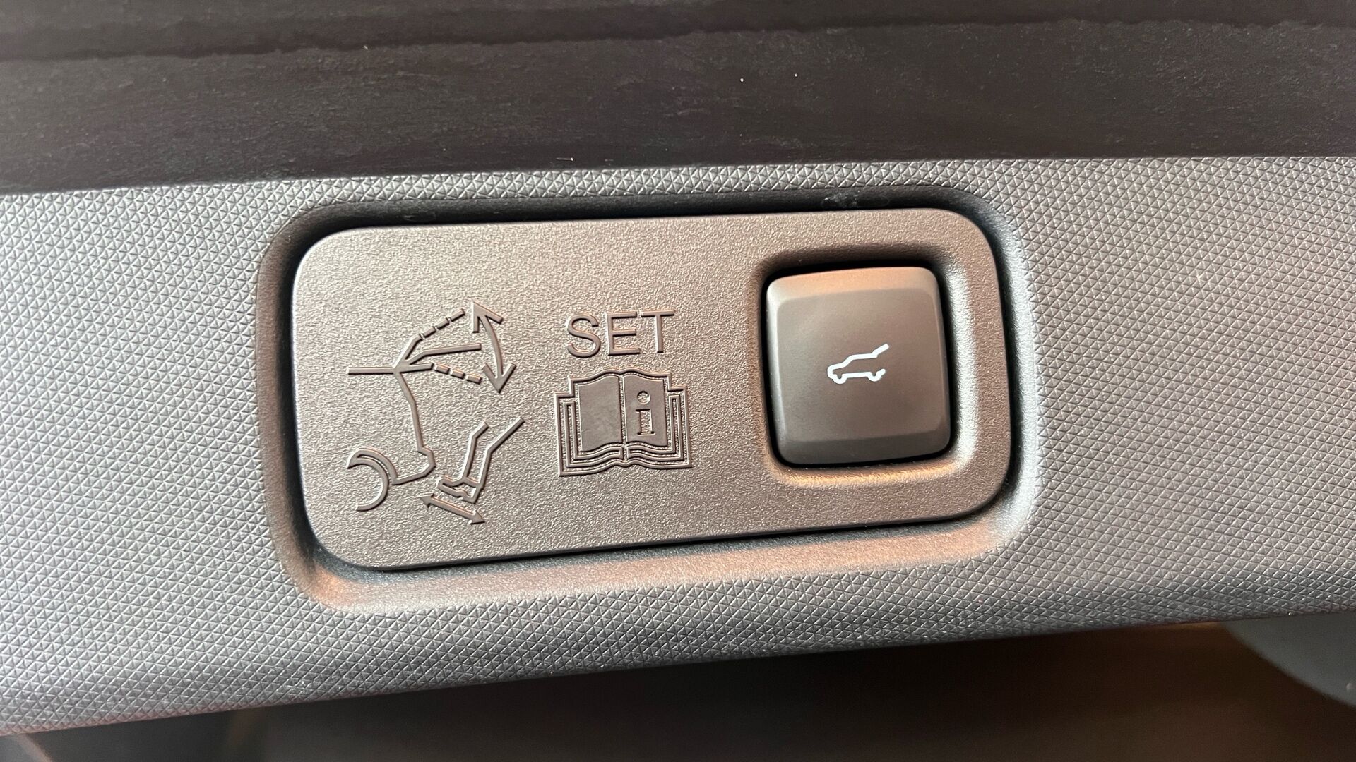 Billede af Ford Mustang Mach-E EL SR Select 269HK 5d Aut.