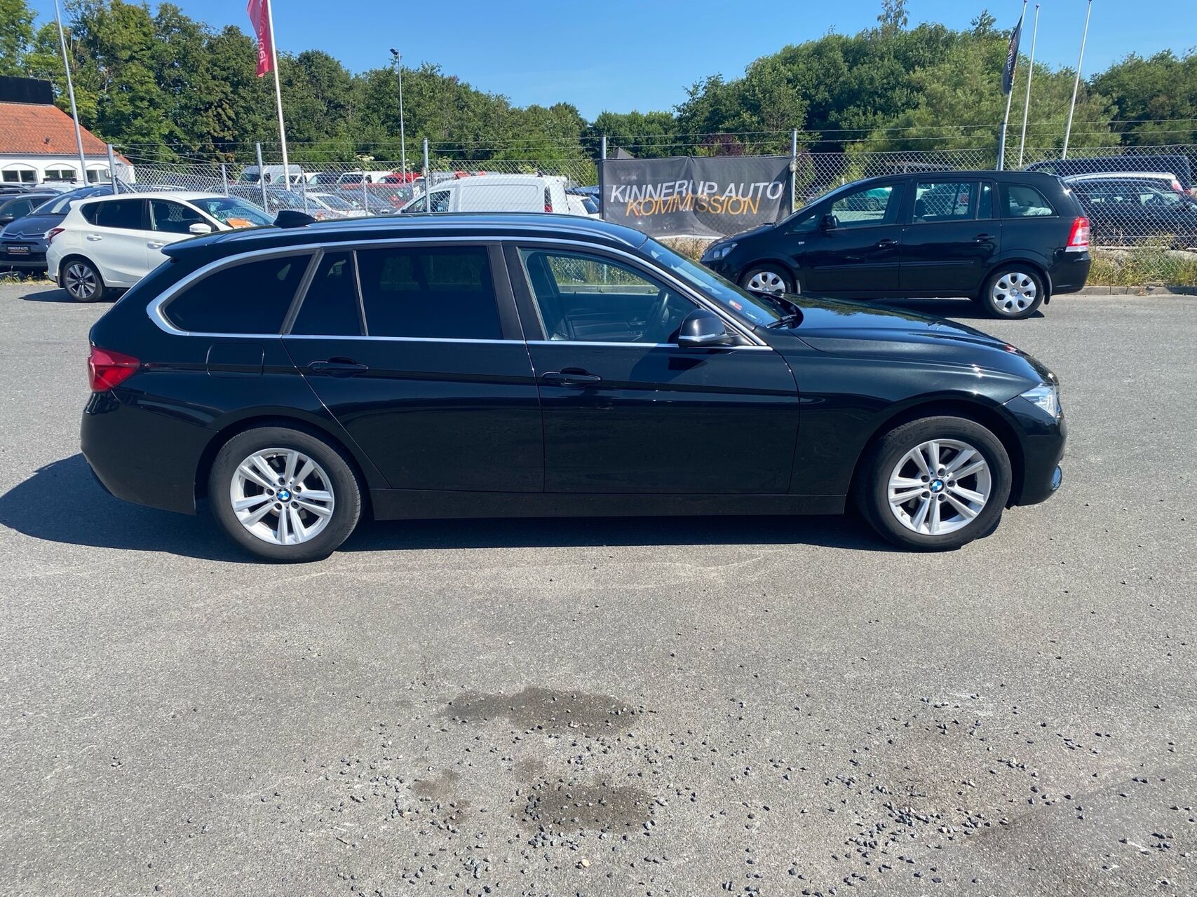 Billede af BMW 320d Touring 2,0 D XDrive Steptronic 190HK Stc 8g Aut.