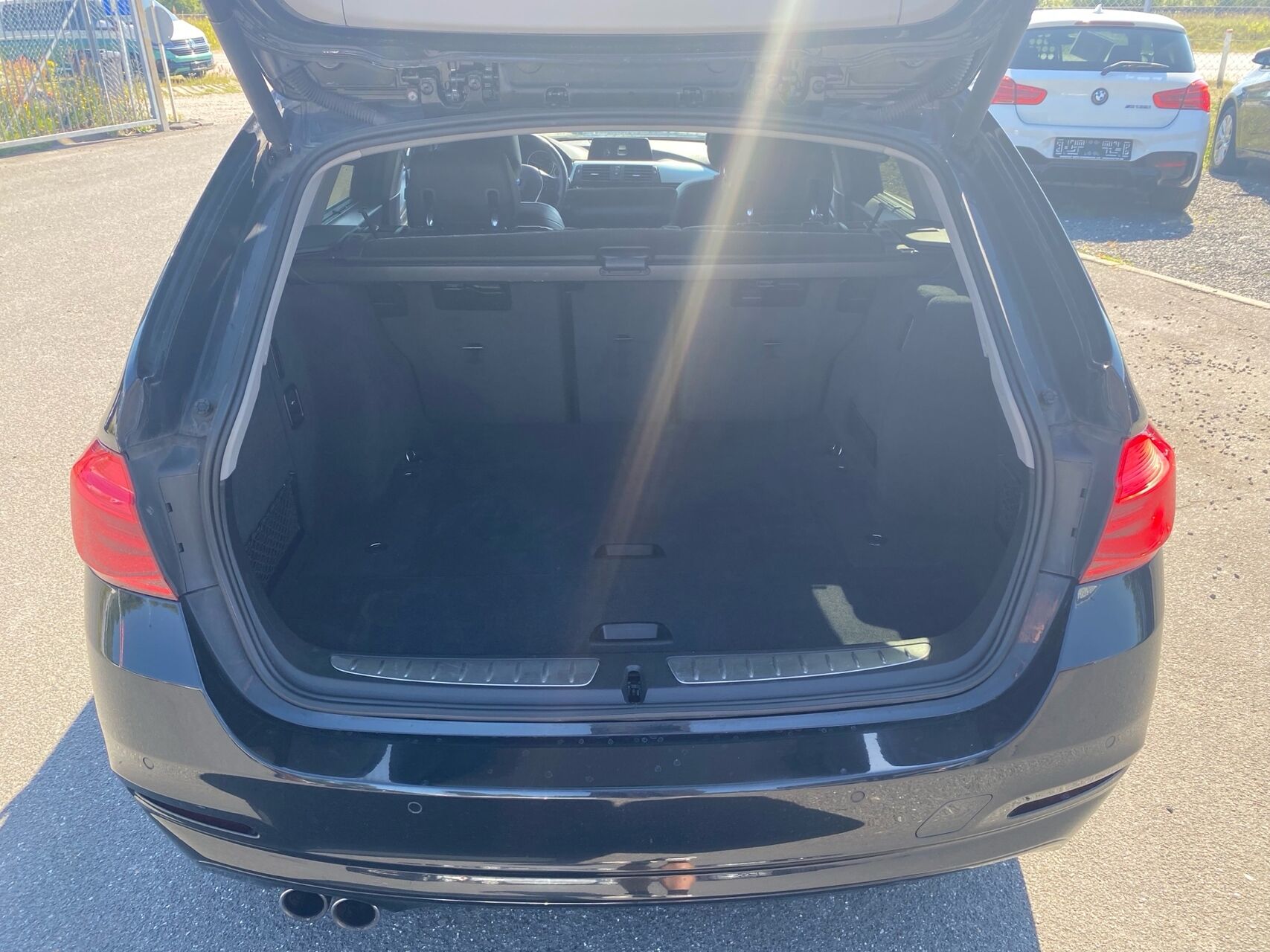 Billede af BMW 320d Touring 2,0 D XDrive Steptronic 190HK Stc 8g Aut.