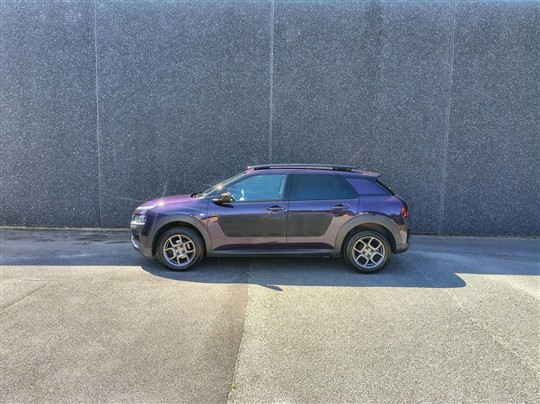 Citroën C4 Cactus 1,6 Blue HDi Shine Edition start/stop 100HK 5d