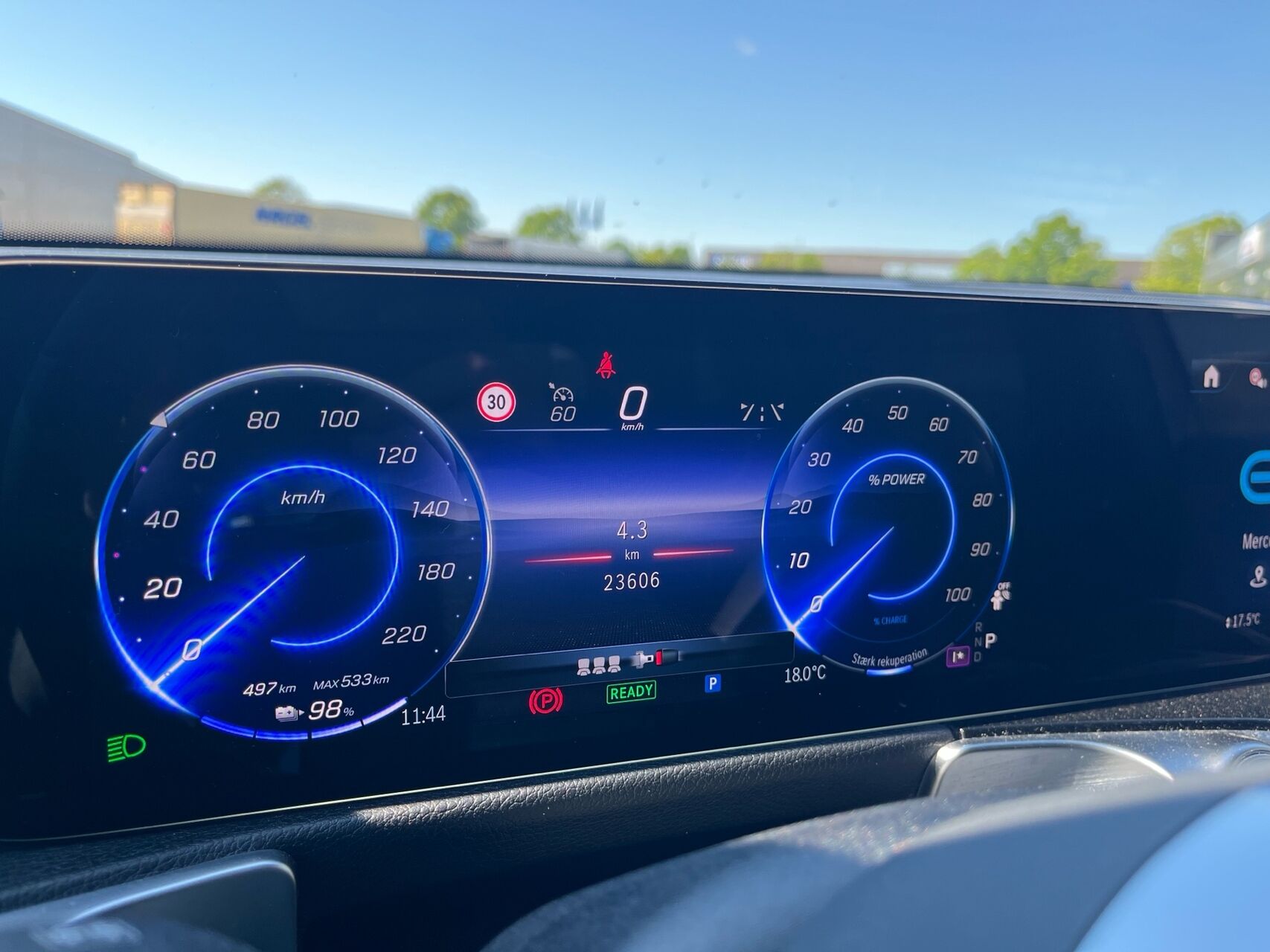 Billede af Mercedes-Benz EQB 250+ EL 190HK 5d Aut.