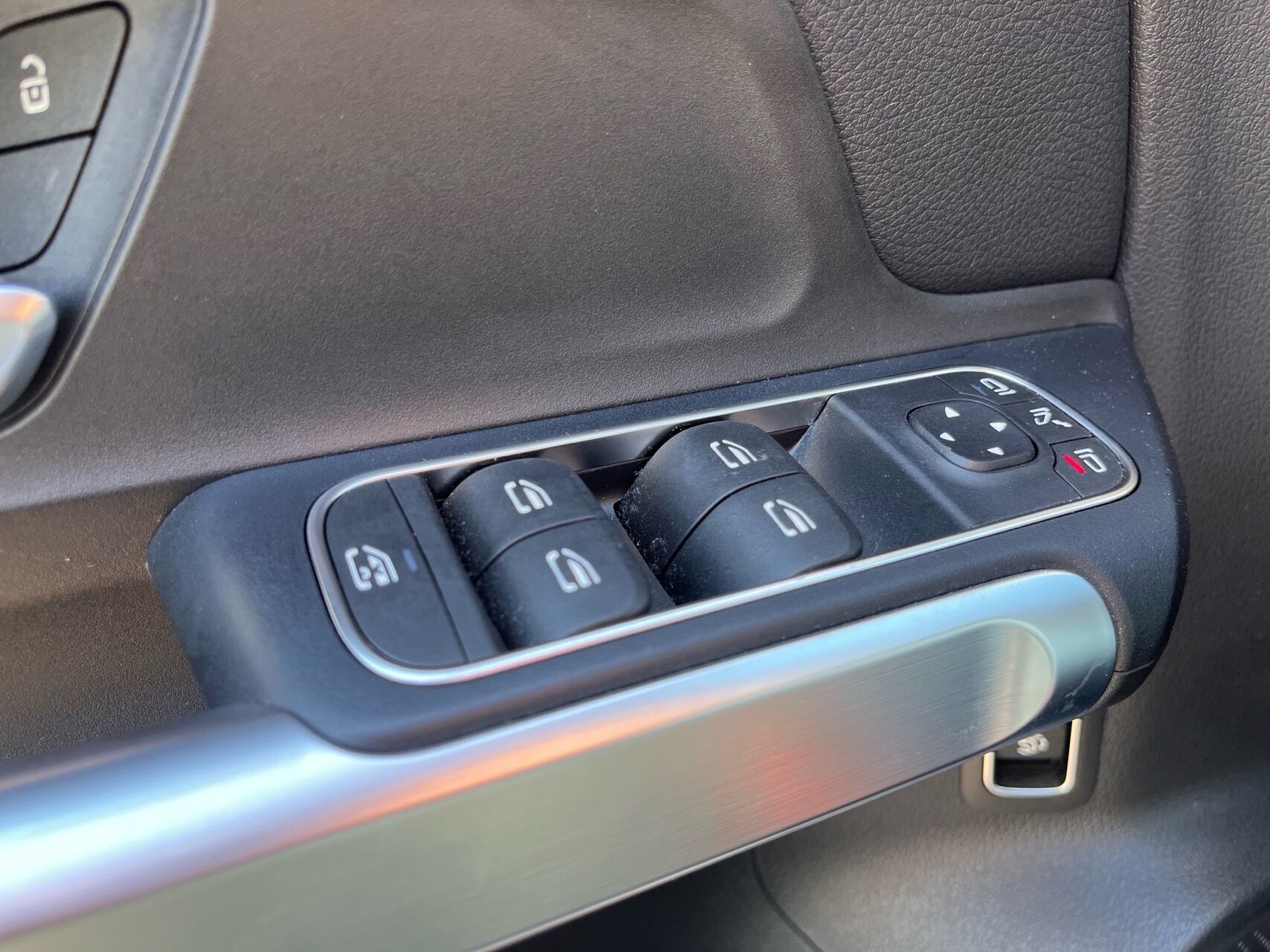 Billede af Mercedes-Benz EQB 250+ EL 190HK 5d Aut.