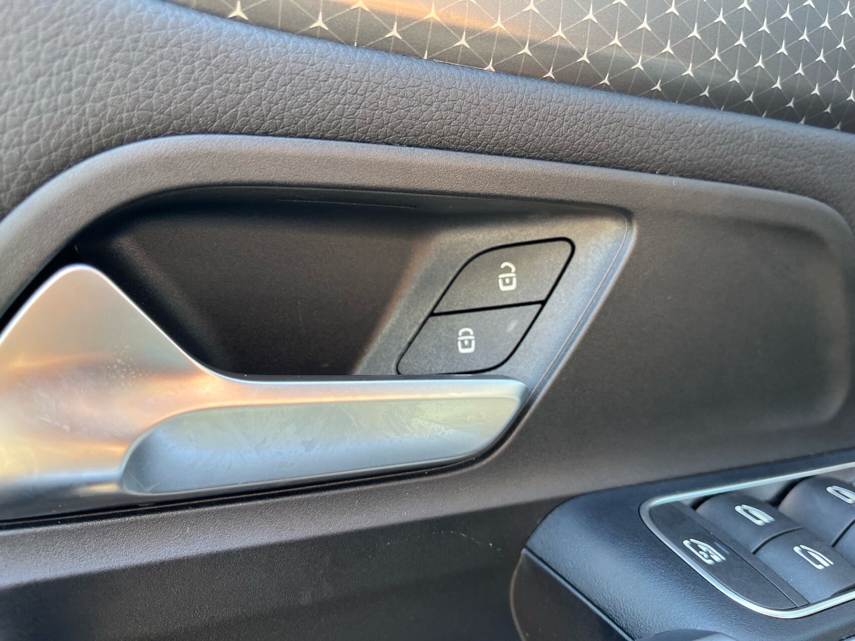 Billede af Mercedes-Benz EQB 250+ EL 190HK 5d Aut.