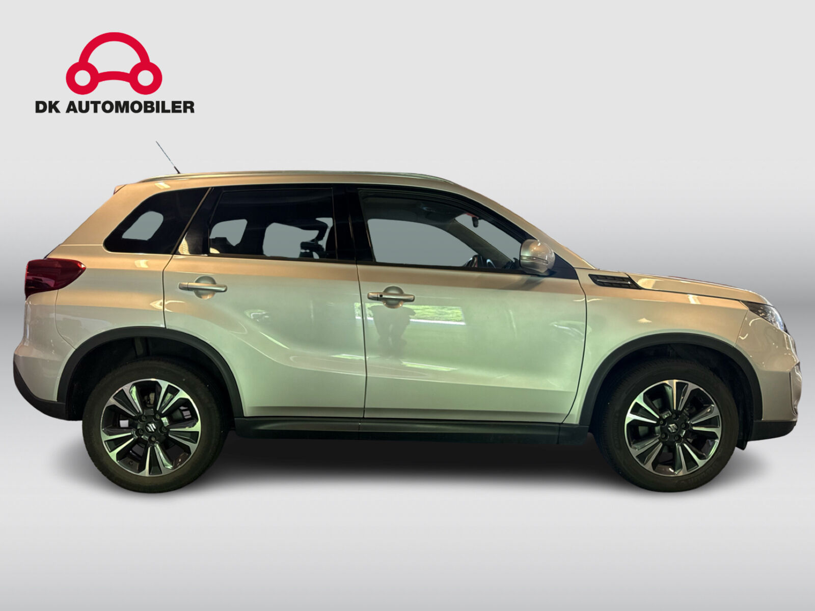 Billede af Suzuki Vitara 1,0 Boosterjet Adventure 112HK 5d 6g Aut.
