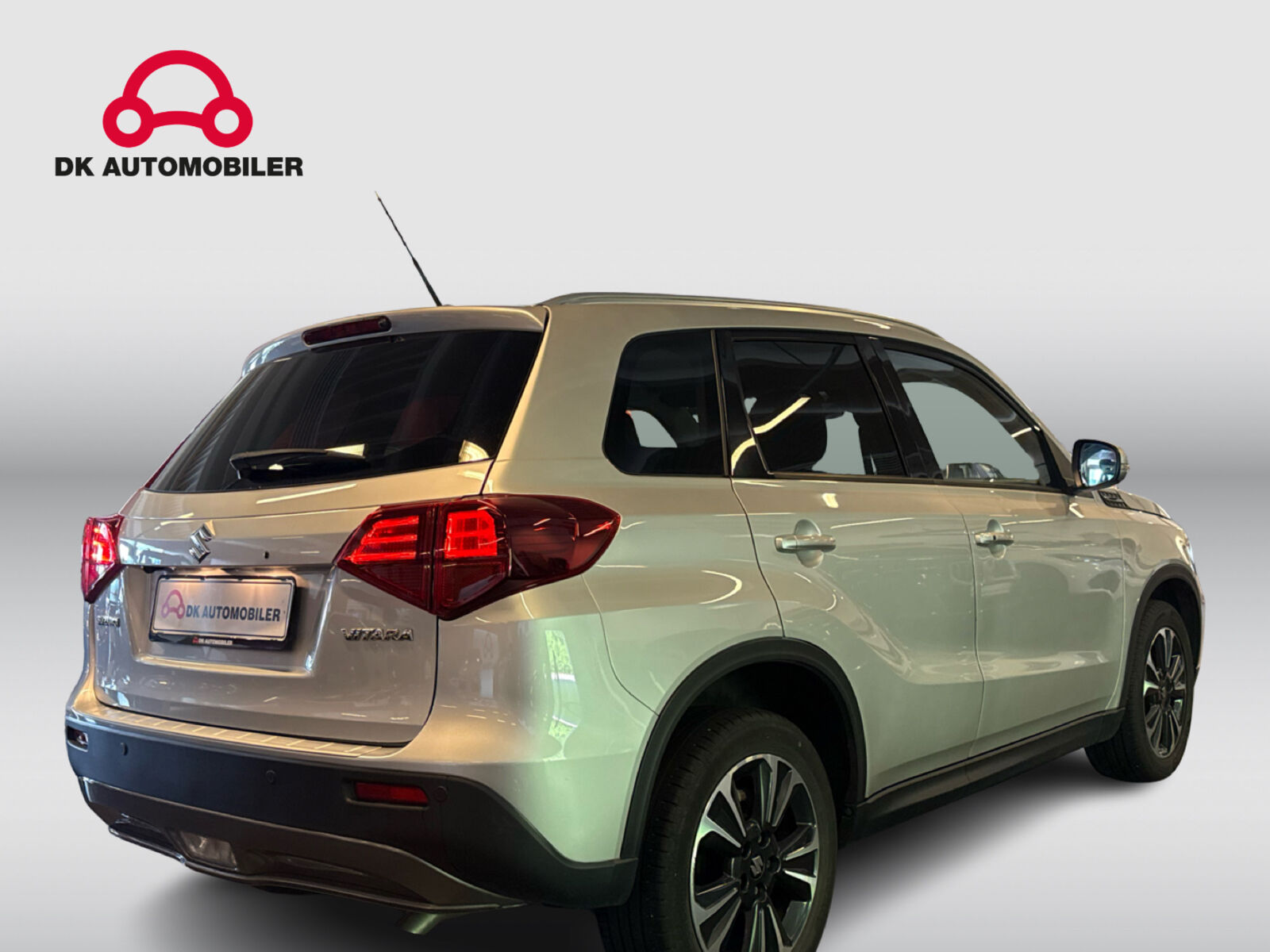 Billede af Suzuki Vitara 1,0 Boosterjet Adventure 112HK 5d 6g Aut.