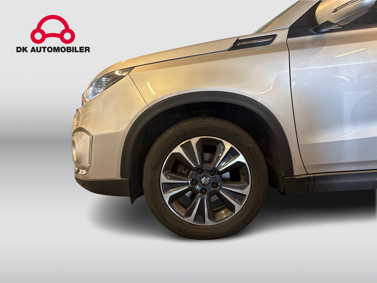 Billede af Suzuki Vitara 1,0 Boosterjet Adventure 112HK 5d 6g Aut.