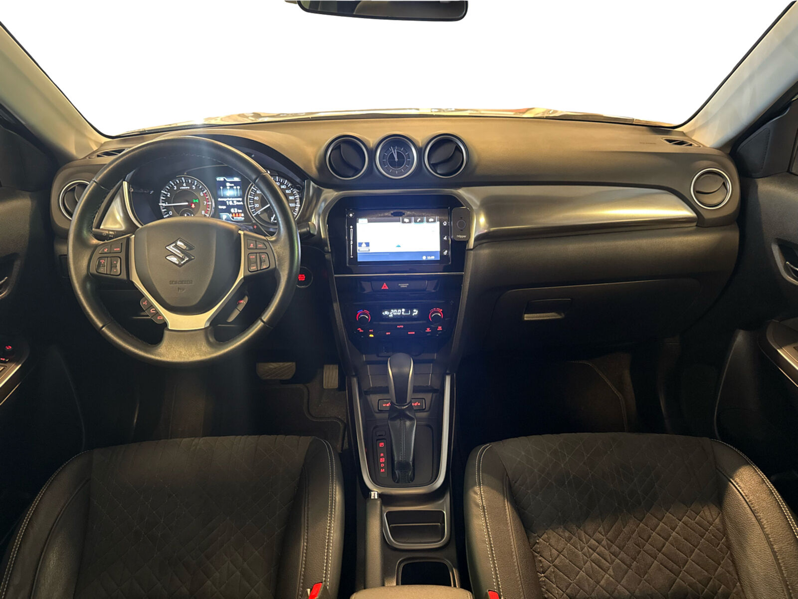 Billede af Suzuki Vitara 1,0 Boosterjet Adventure 112HK 5d 6g Aut.