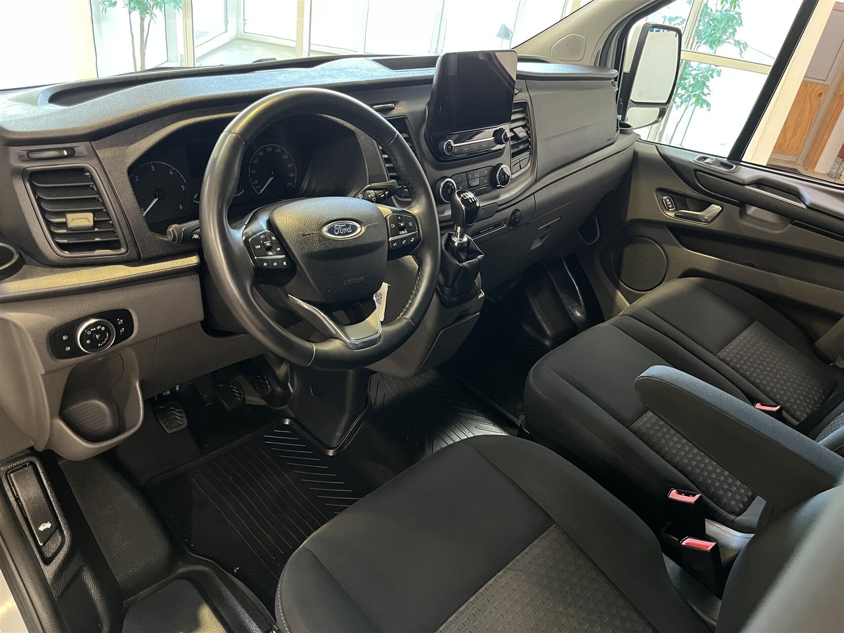 Billede af Ford Transit Custom 300 L2H1 2,0 TDCi Trend 130HK Van 6g