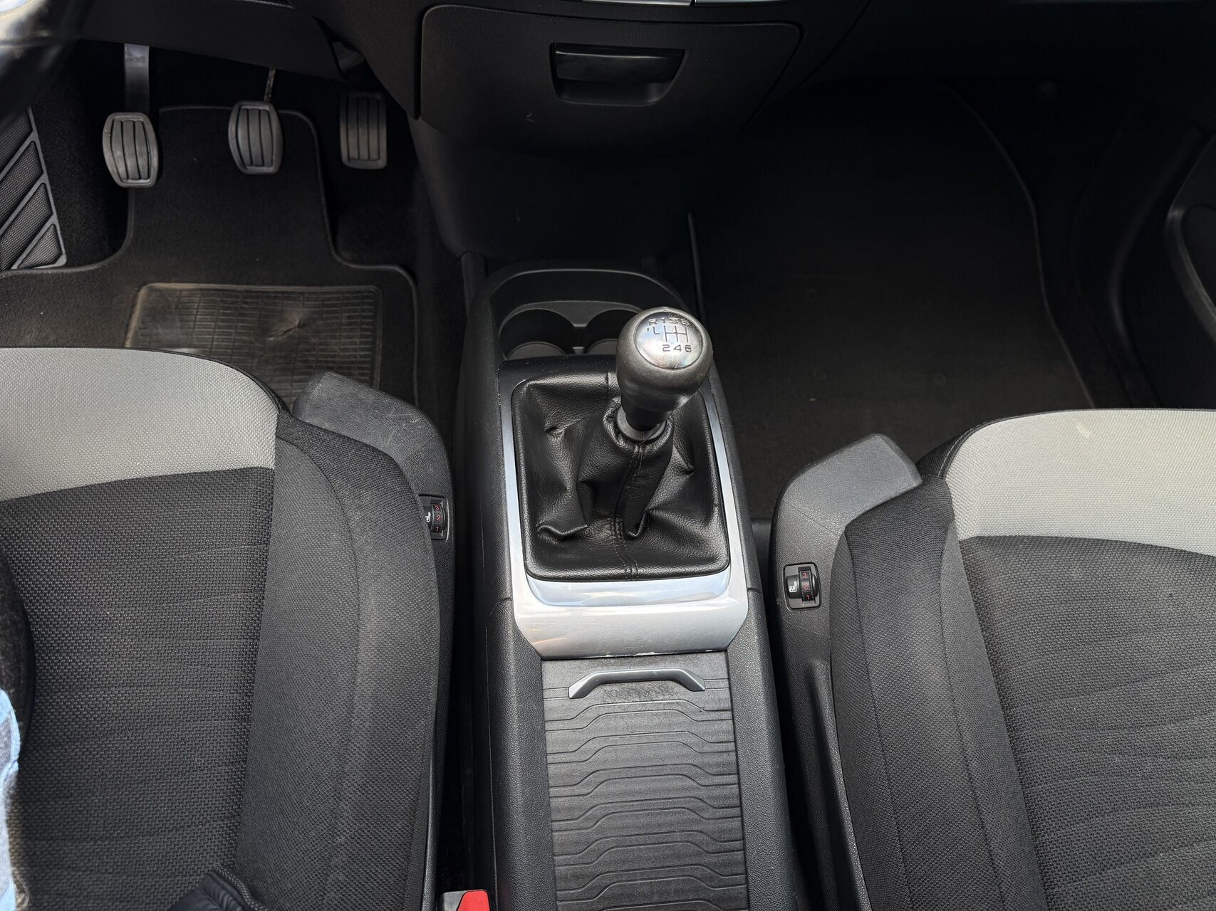 Billede af Citroën Grand C4 Picasso 1,2 PureTech Intensive start/stop 130HK