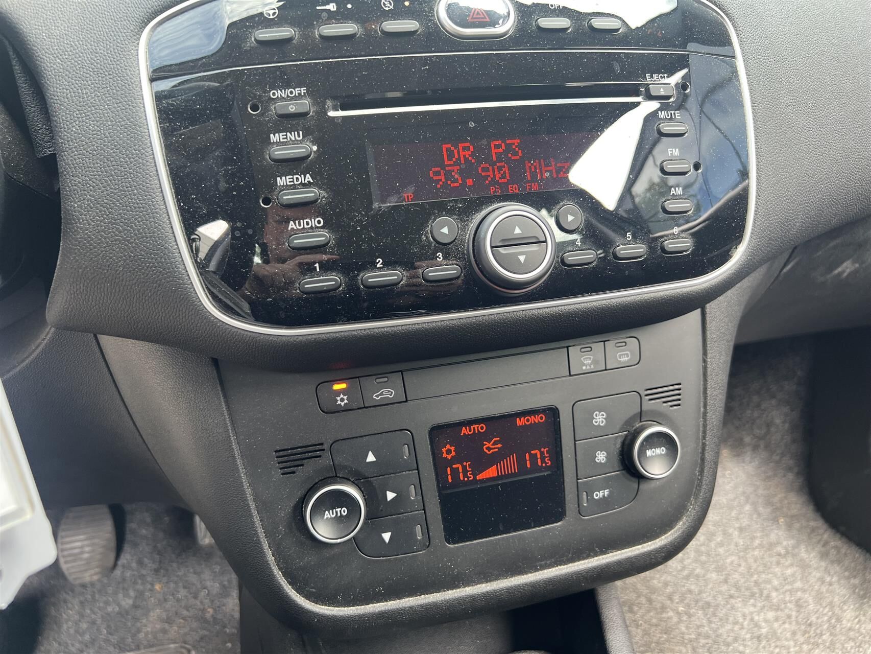 Billede af Fiat Punto 0,9 TwinAir Turbo Lounge Edition 100HK 5d