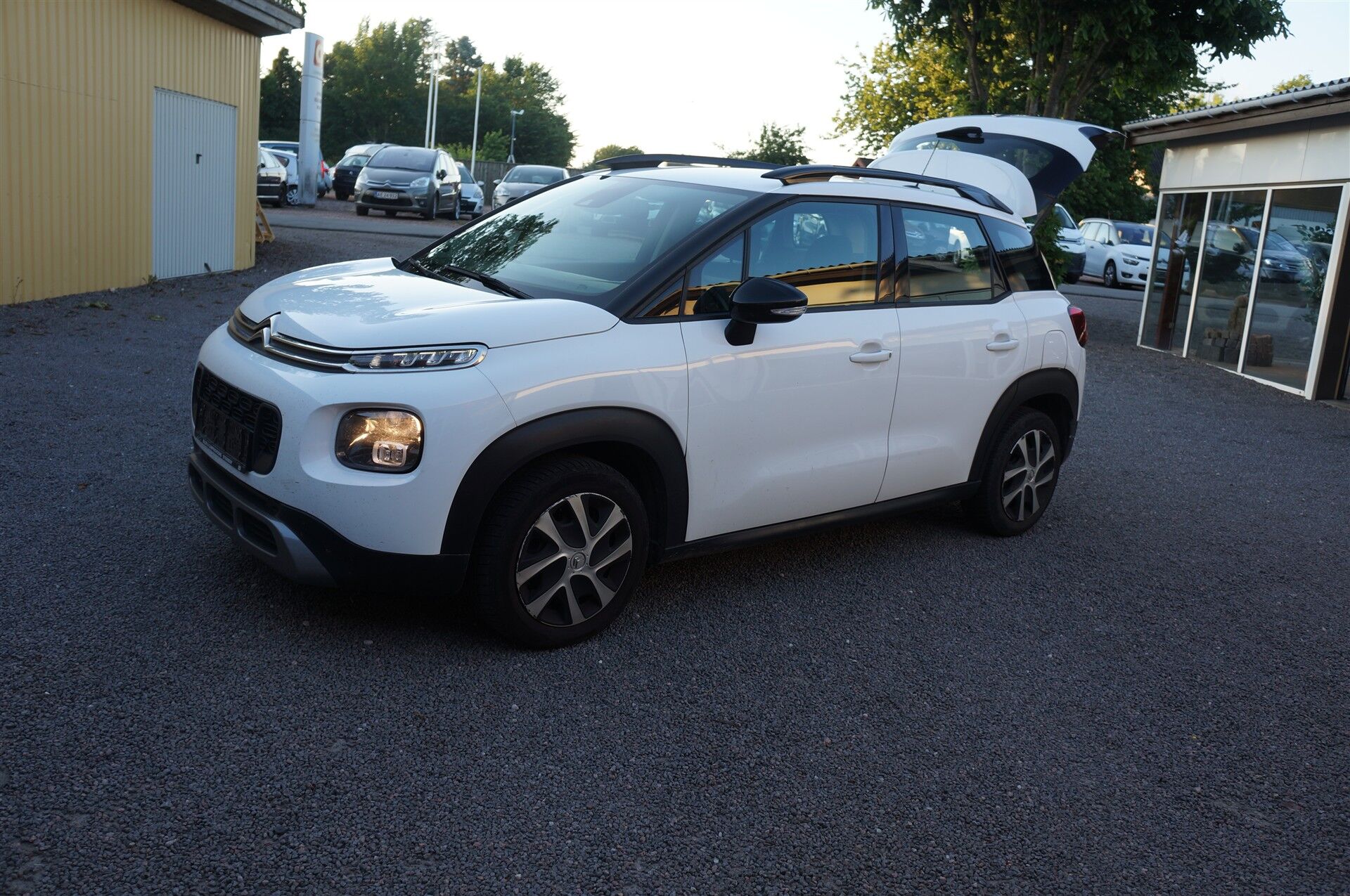 Billede af Citroën C3 Aircross 1,6 Blue HDi Iconic start/stop 100HK 5d