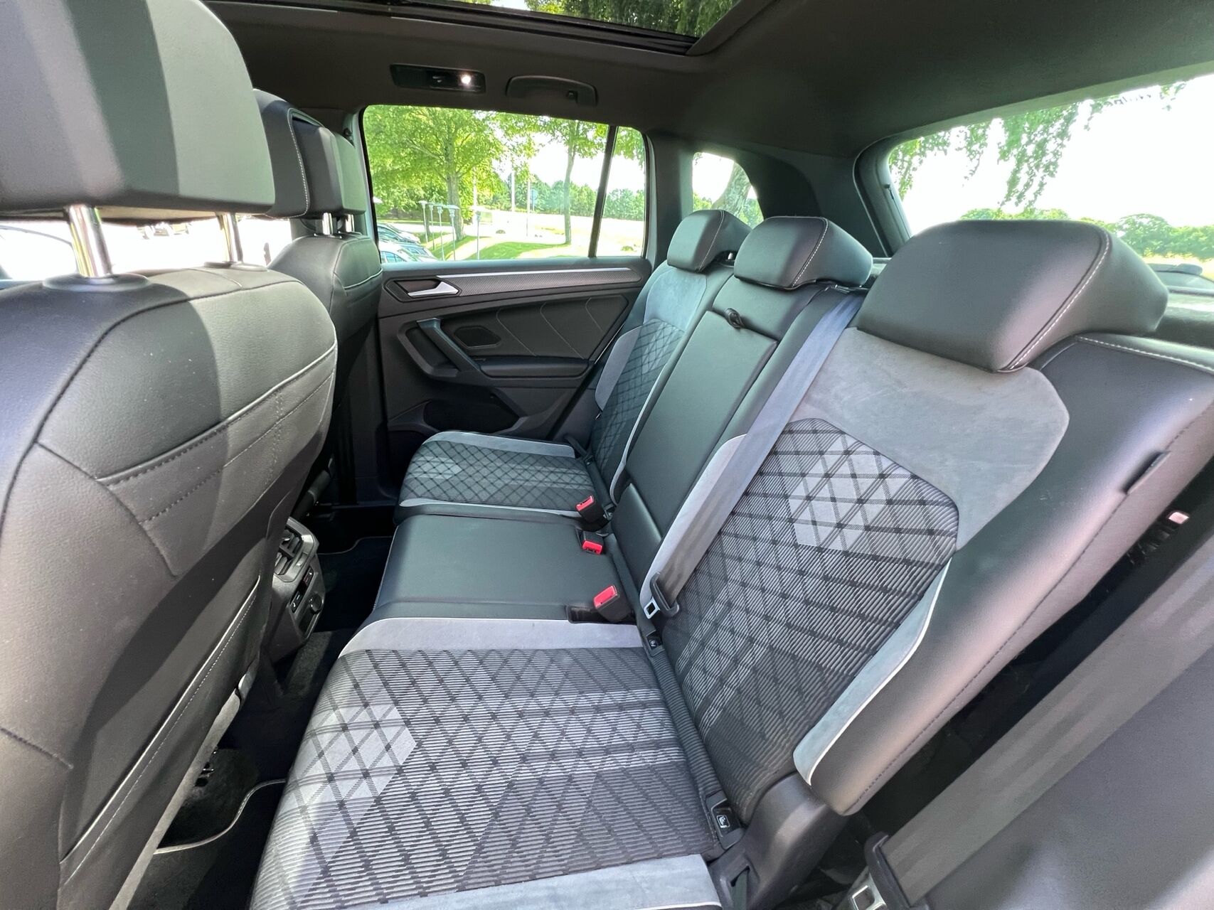 Billede af VW Tiguan 1,4 TSI eHybrid Elegance DSG 245HK 5d 6g Aut.
